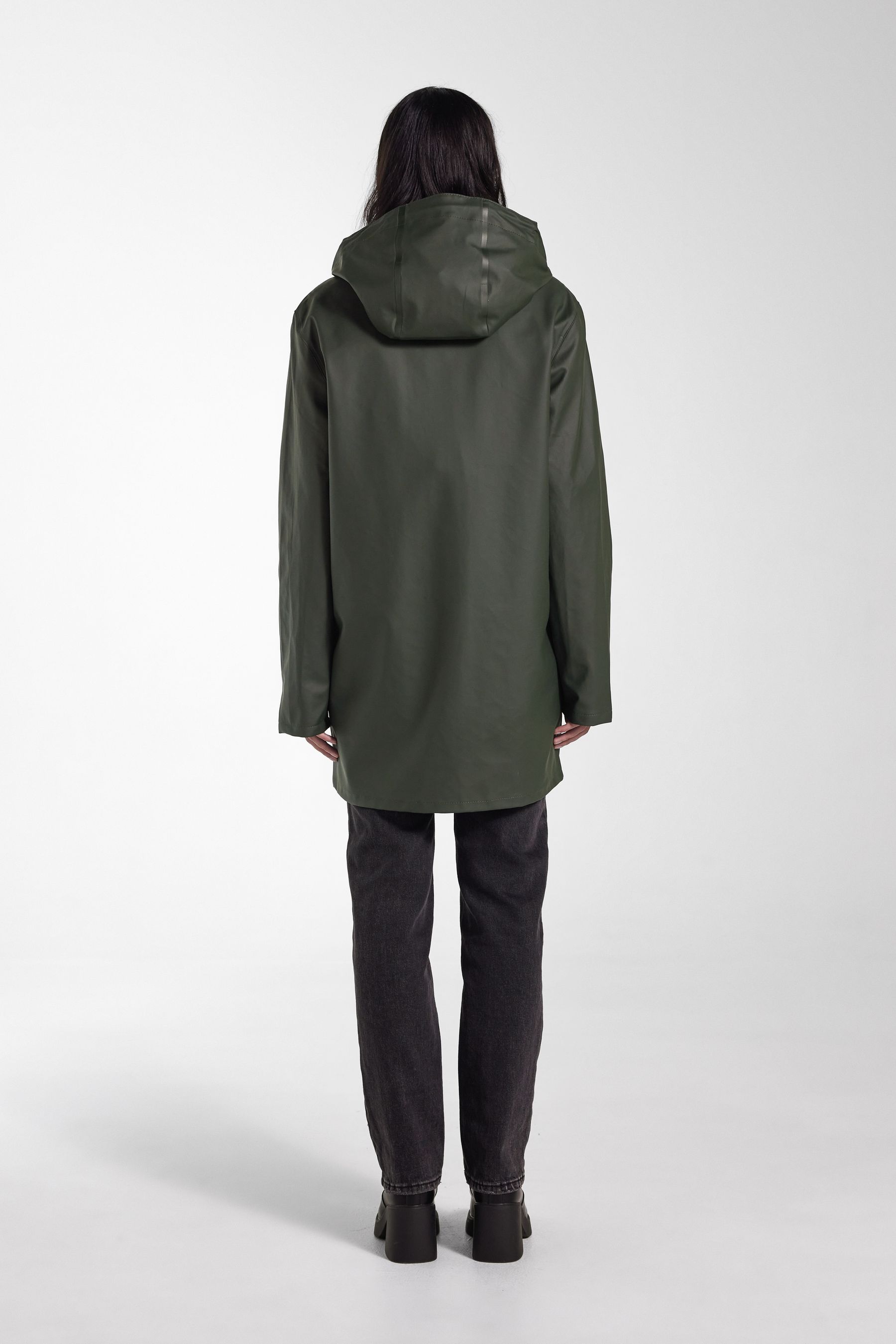 stutterheim stockholm lightweight raincoat green women jackets raincoats