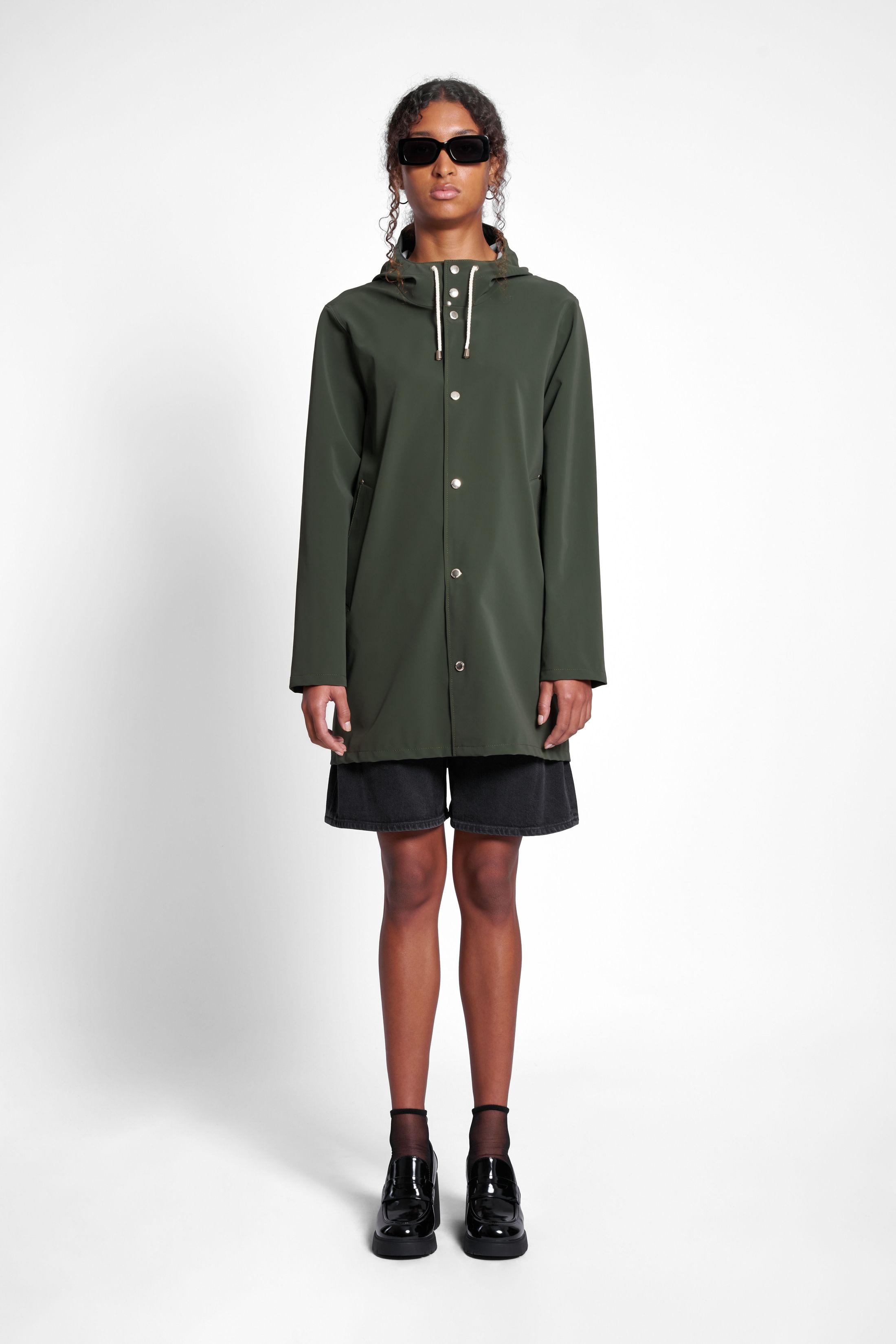 stutterheim stockholm lightweight matte raincoat green women jackets raincoats