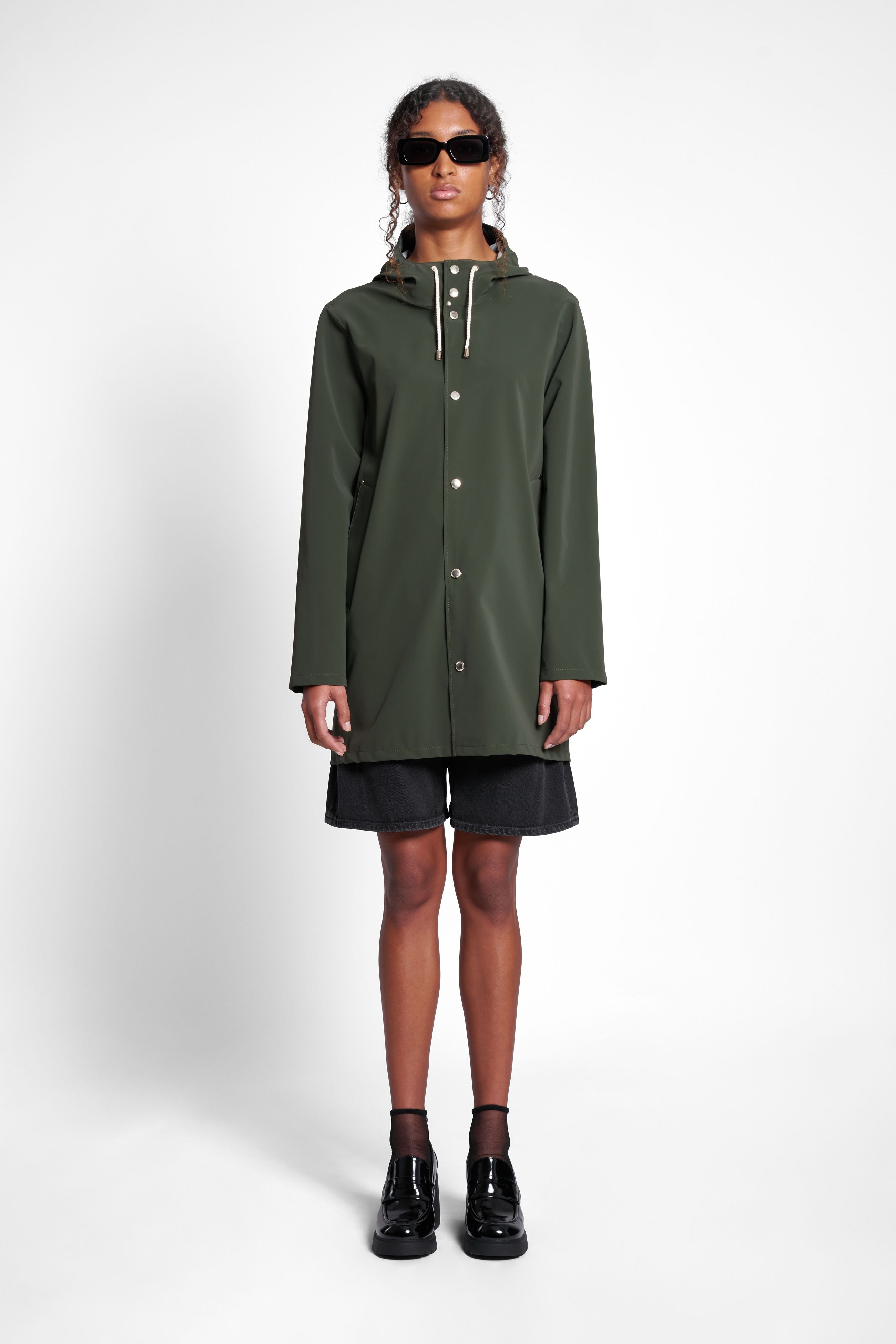 stutterheim stockholm lightweight matte raincoat green women jackets raincoats