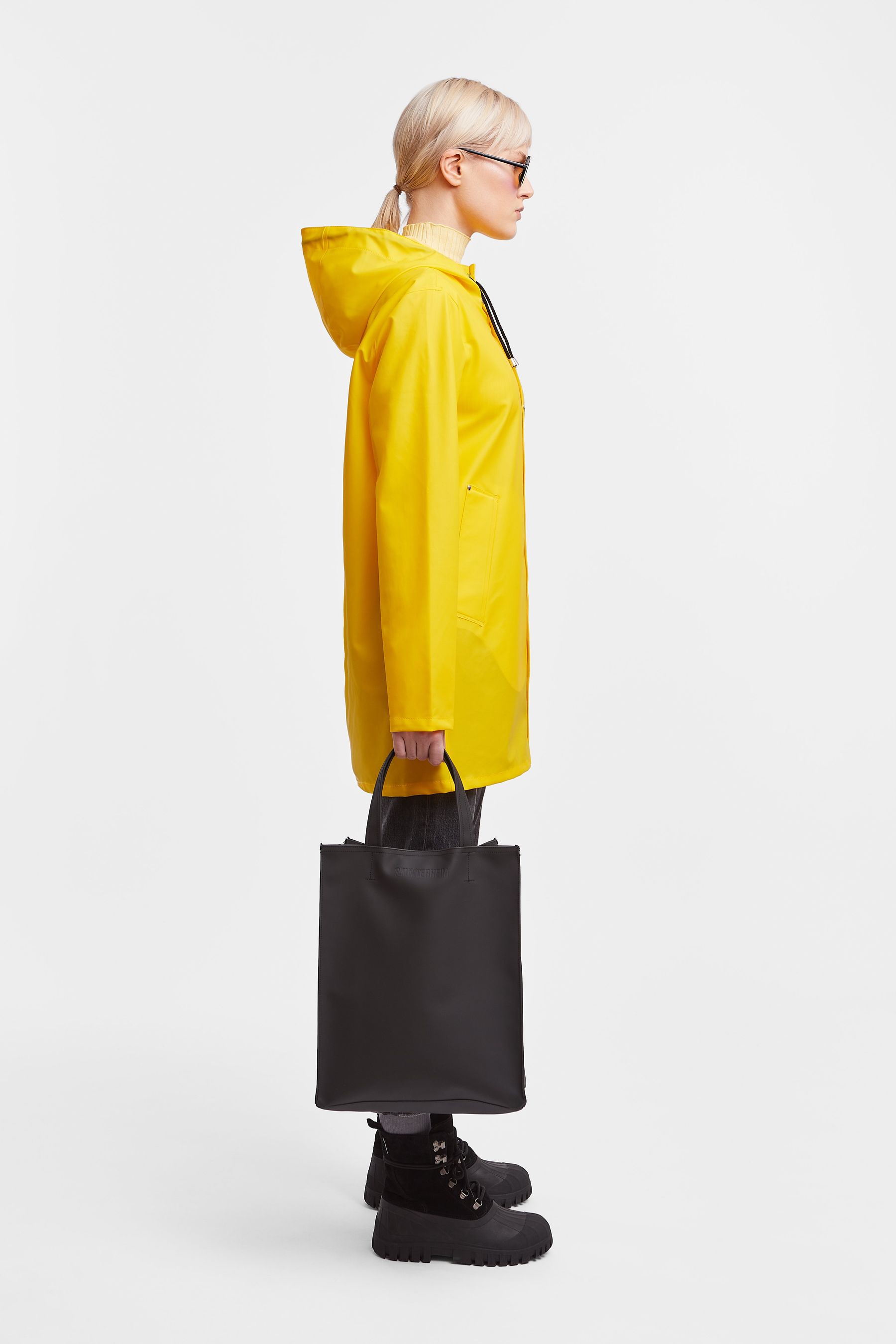 stutterheim stockholm lightweight raincoat yellow women jackets raincoats