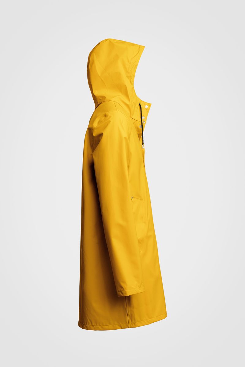 The Yellow Raincoat Style and Versatility STUTTERHEIM GB