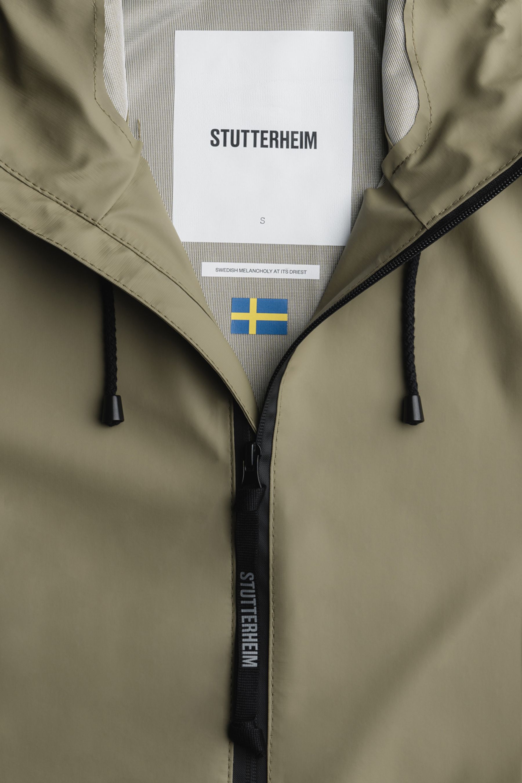 stutterheim stockholm lightwight zip aloe men jackets raincoats