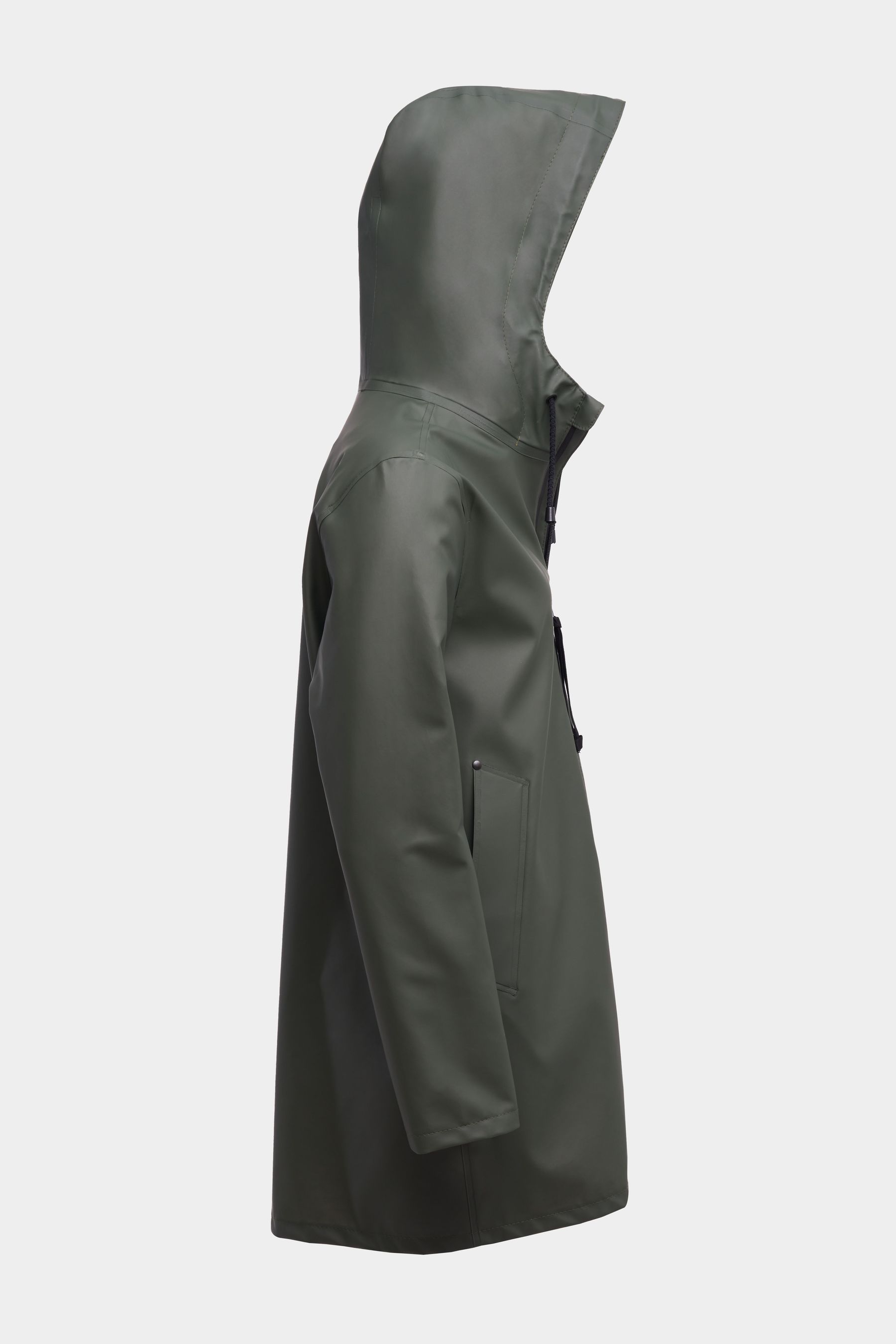 stutterheim stockholm lightweight zip raincoat green men jackets raincoats