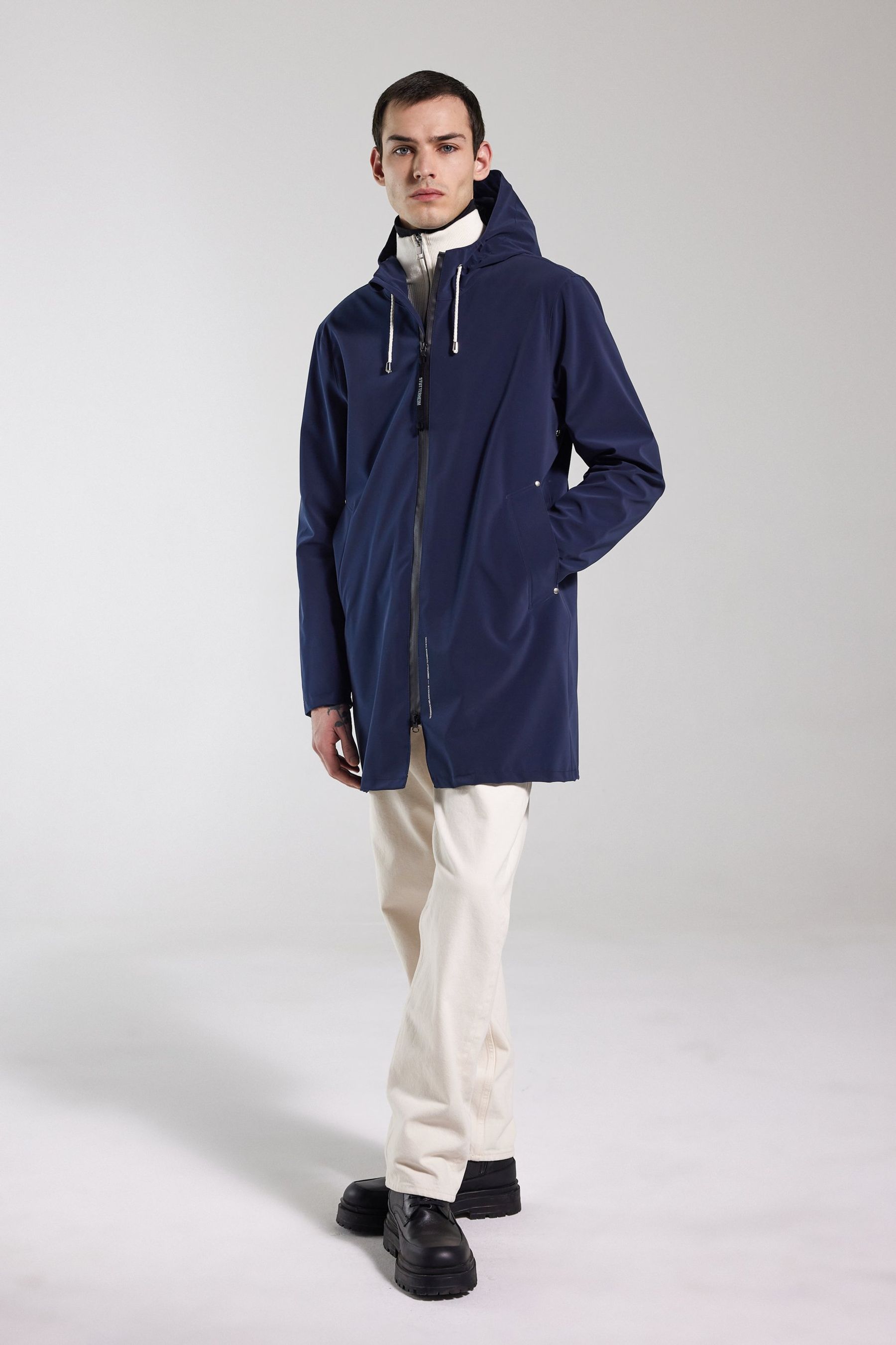 stutterheim stockholm lightweight zip matte raincoat navy men jackets raincoats