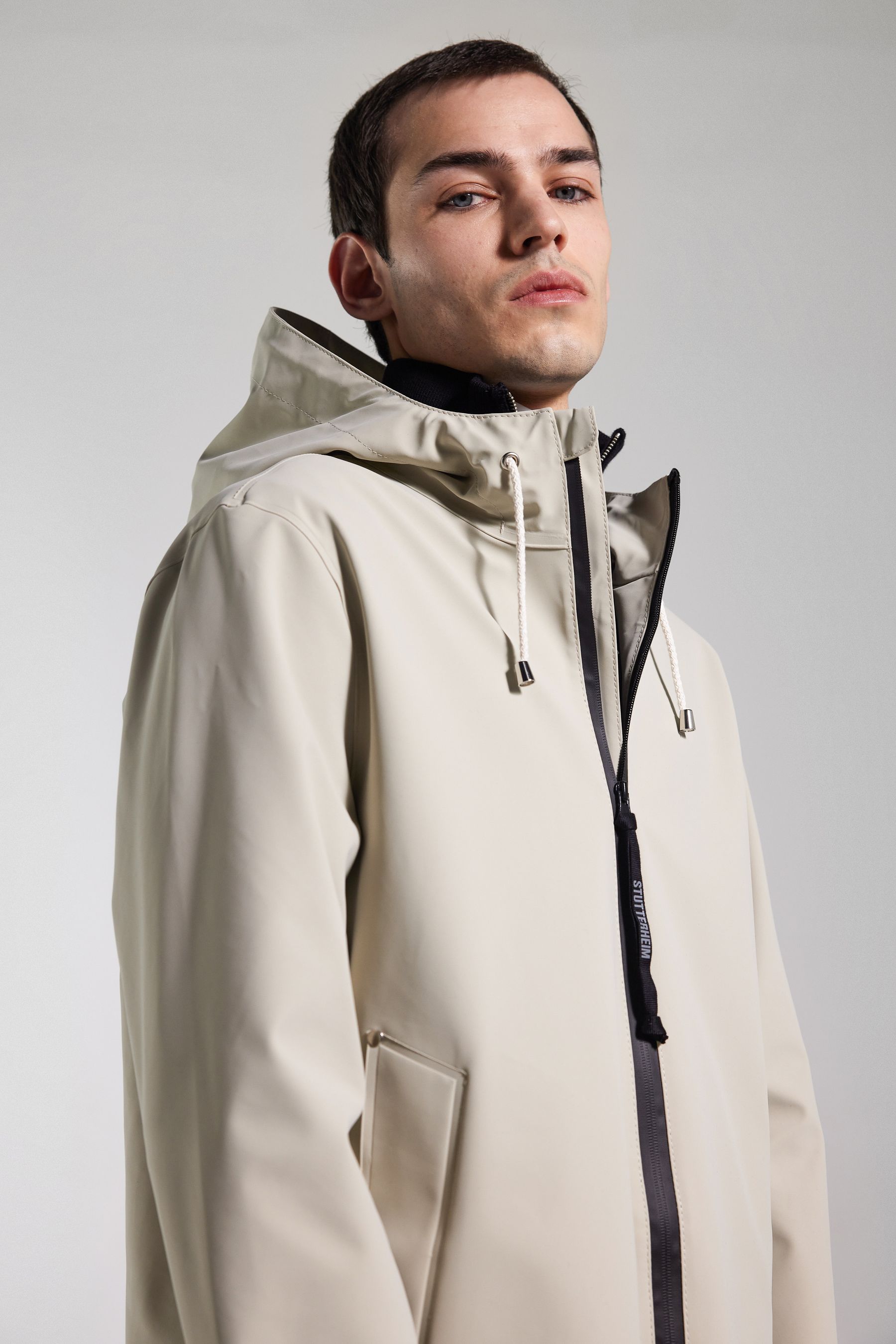 stutterheim stockholm lightweight zip matte raincoat pelican men jackets raincoats