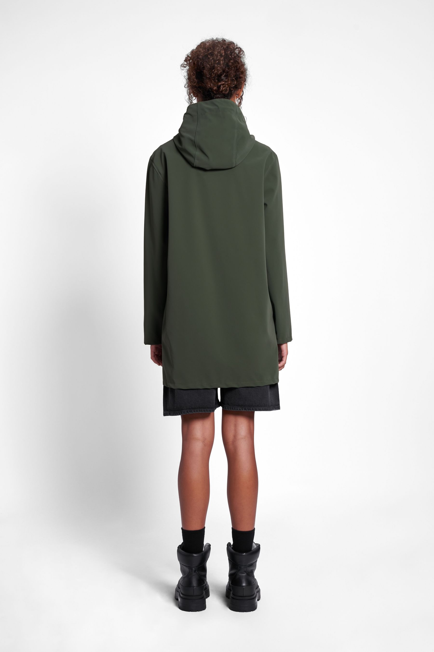 stutterheim stockholm lightweight matte zip raincoat green women jackets raincoats