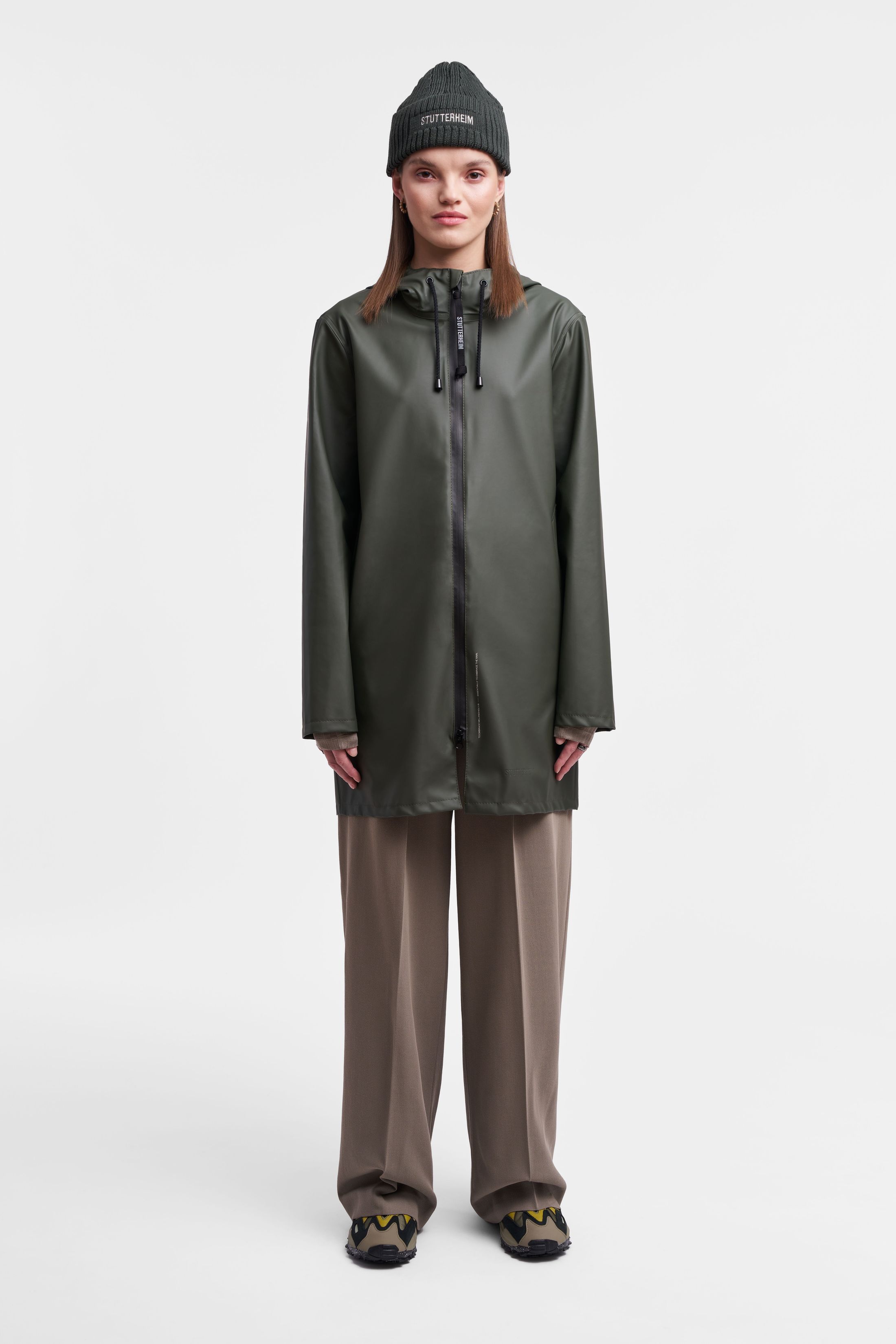 stutterheim stockholm lightweight zip raincoat green women jackets raincoats