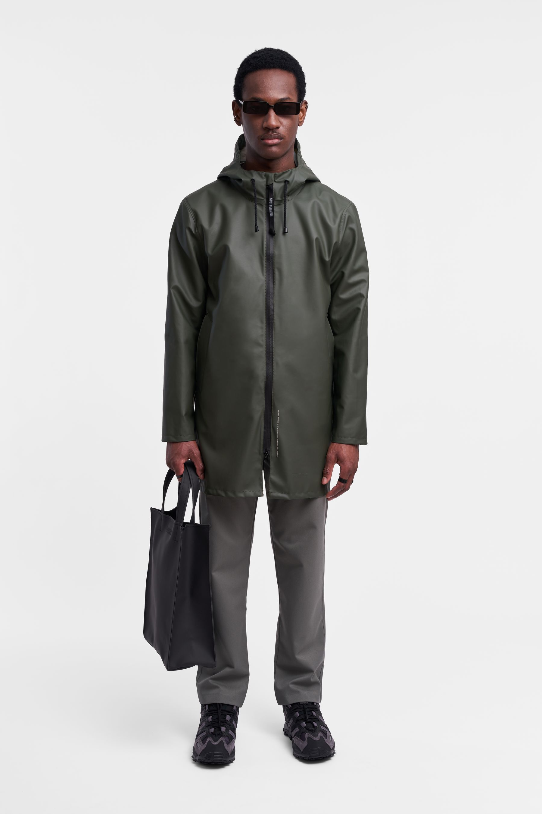stutterheim stockholm lightweight zip raincoat green women jackets raincoats