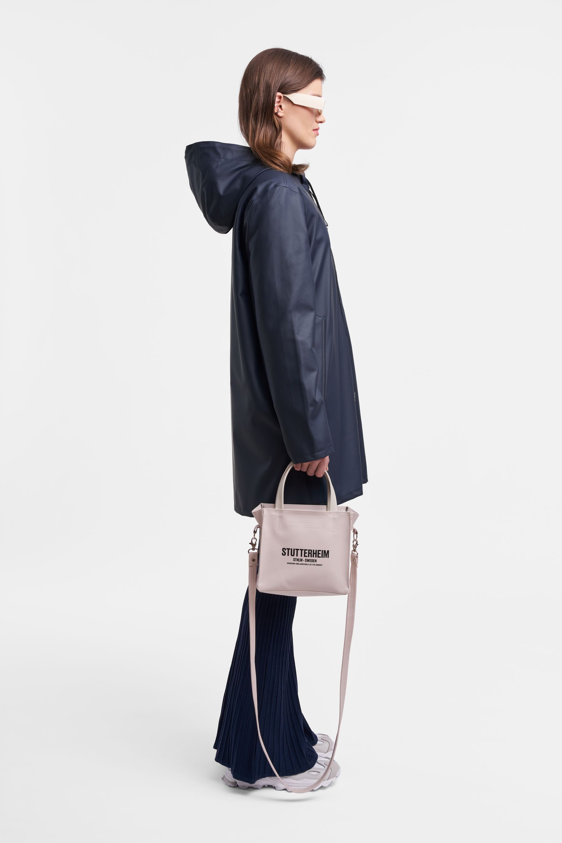 stutterheim stockholm lightweight zip raincoat navy women jackets raincoats