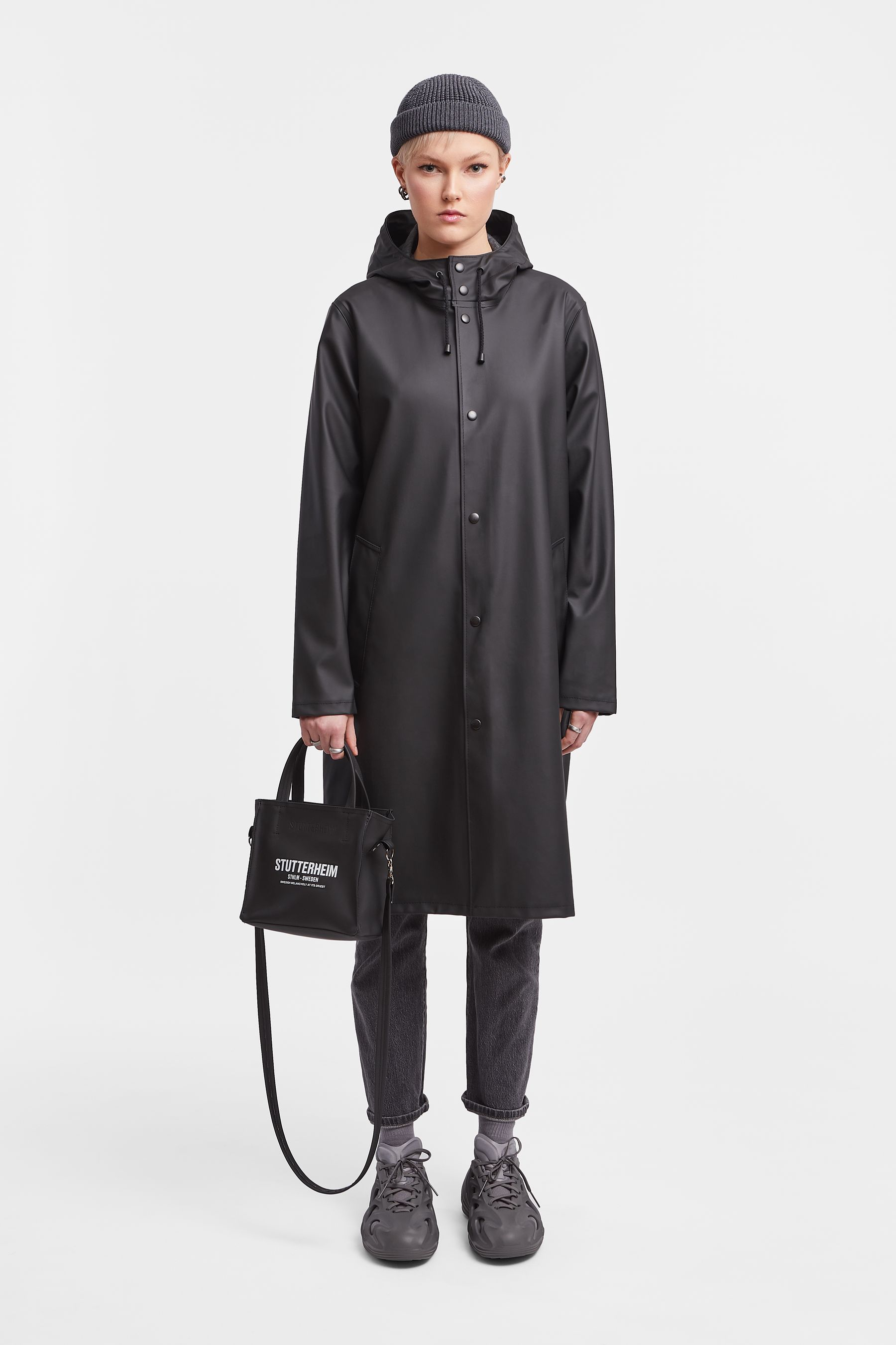 stutterheim stockholm long raincoat black men jackets raincoats