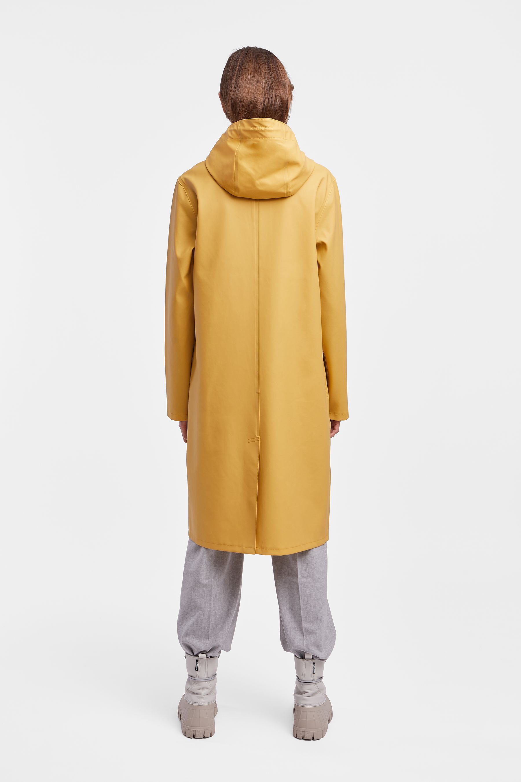 stutterheim stockholm long raincoat chai men jackets raincoats