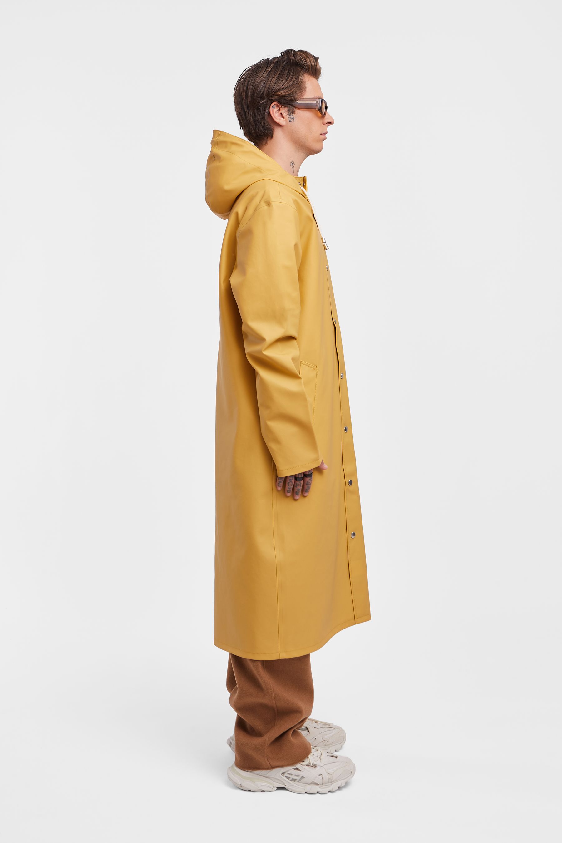 stutterheim stockholm long raincoat chai men jackets raincoats