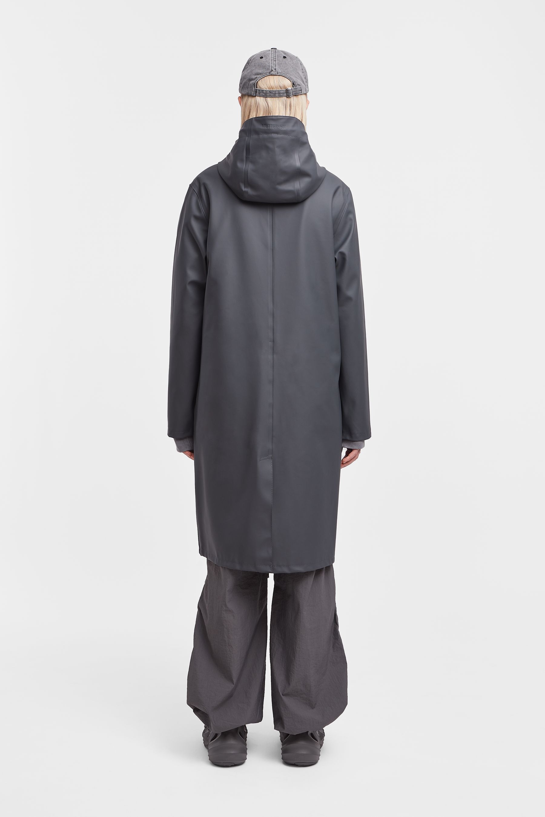 stutterheim stockholm long raincoat charcoal men jackets raincoats