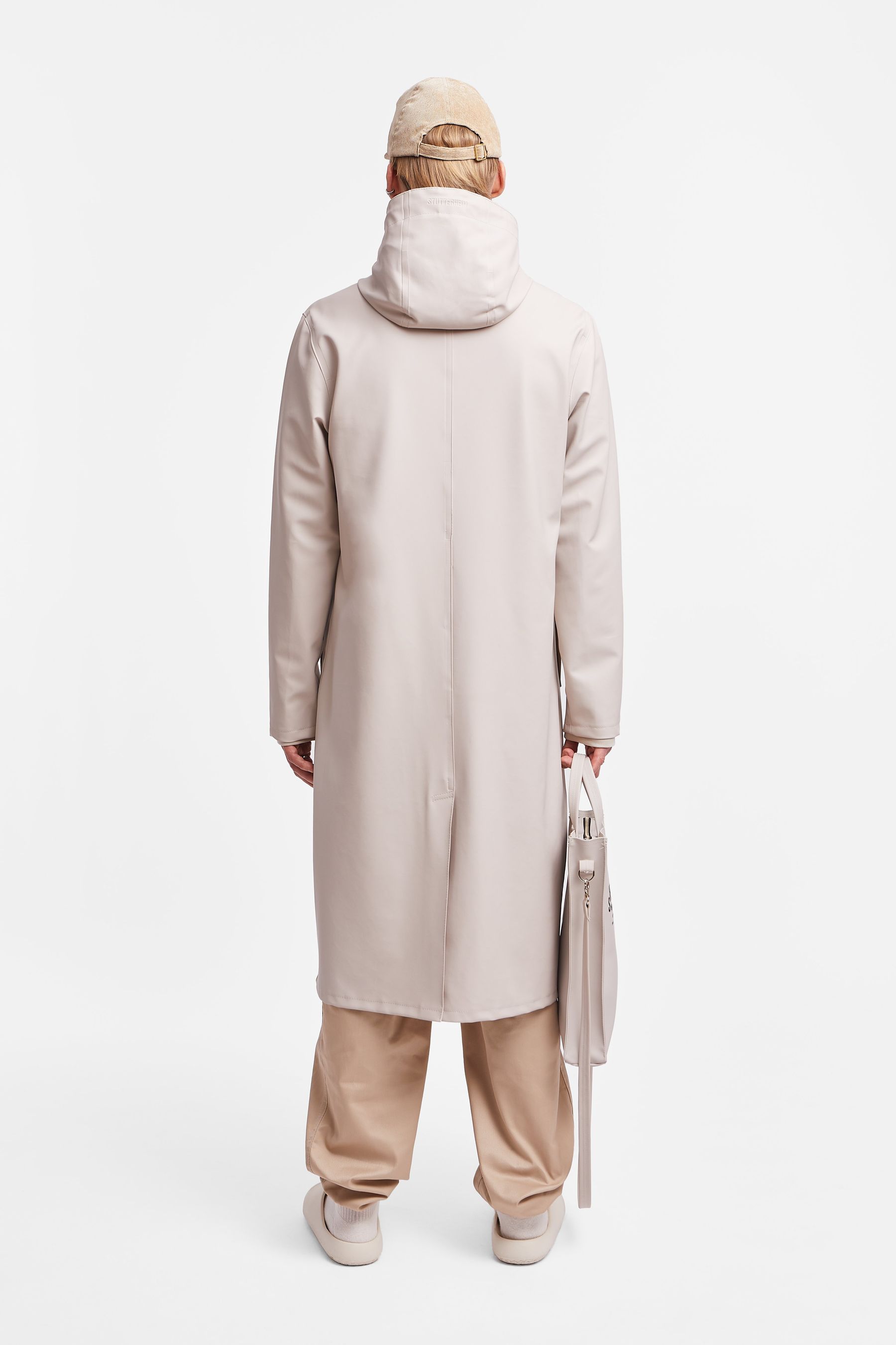 stutterheim stockholm long raincoat light sand men jackets raincoats