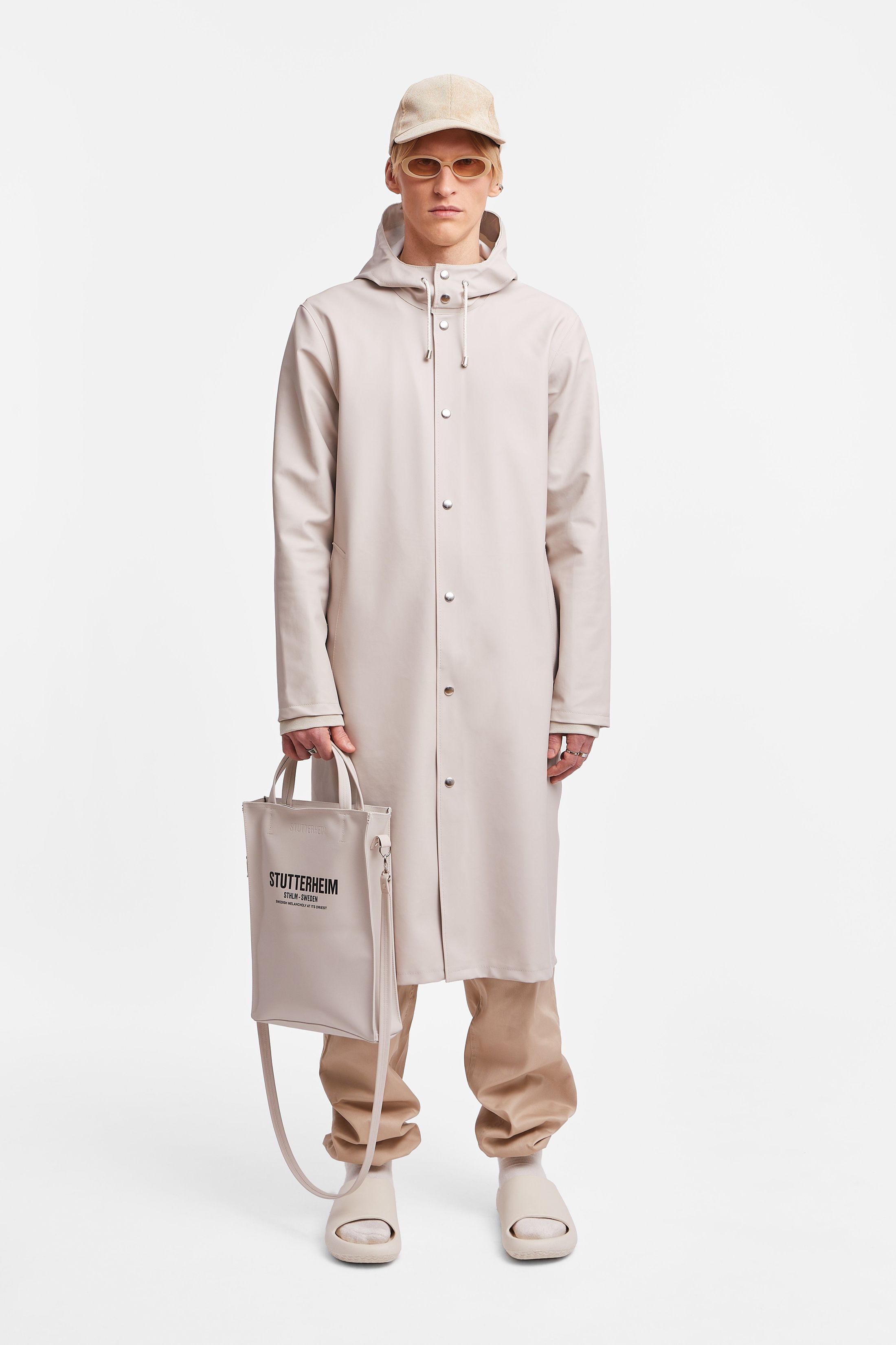 stutterheim stockholm long raincoat light sand men jackets raincoats