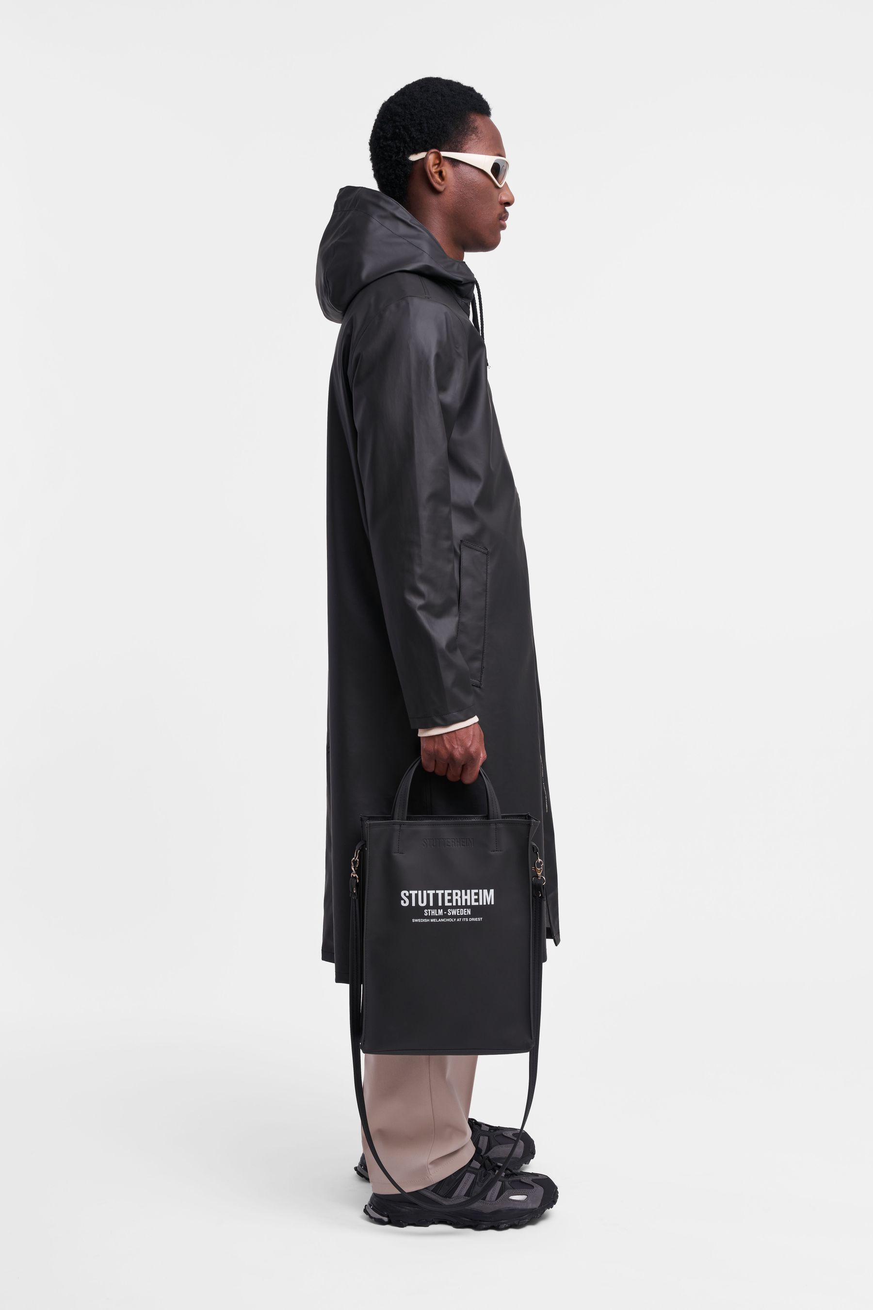 stutterheim stockholm long lightweight zip raincoat black men jackets raincoats