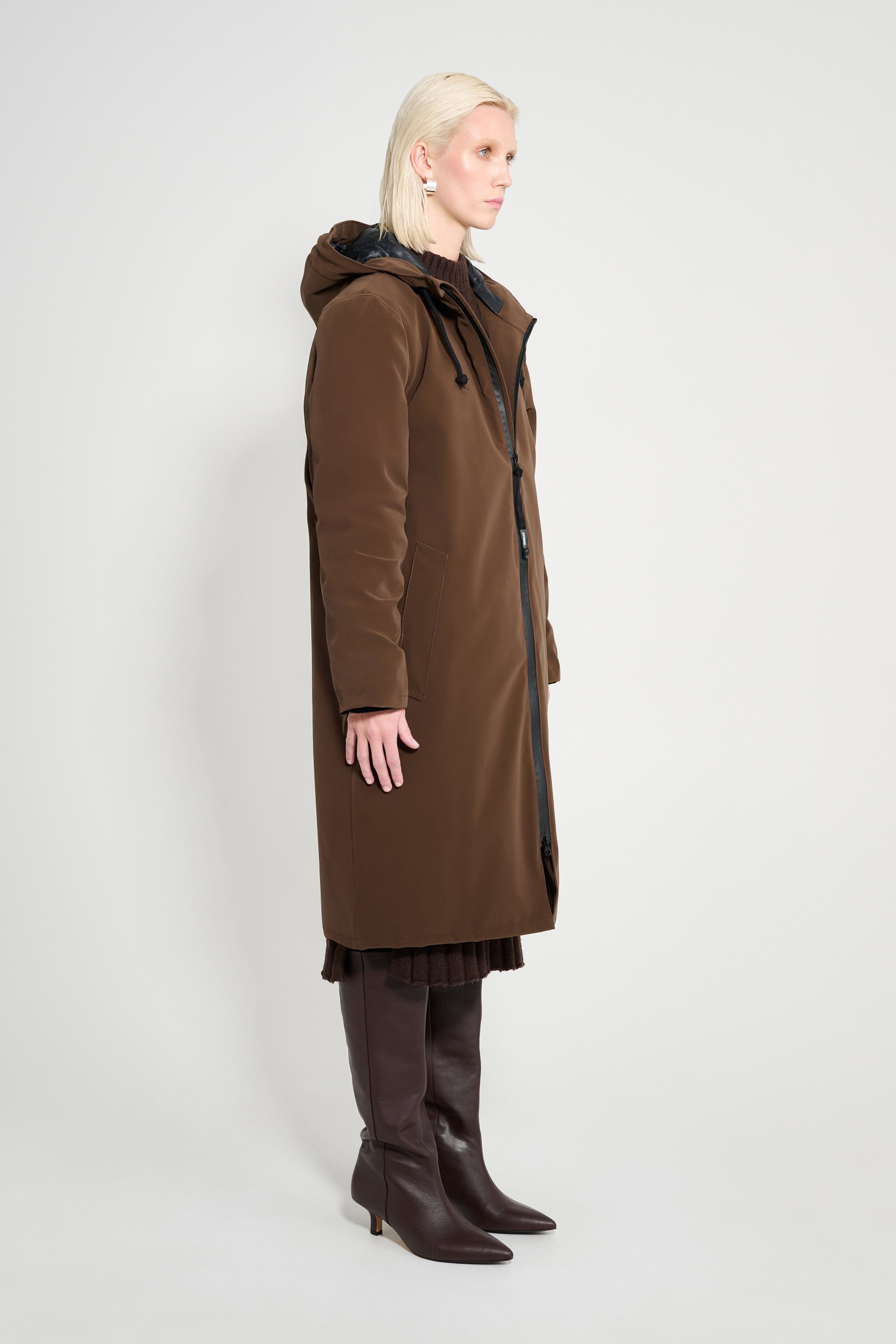 Stockholm Long Matte Winter Coat Dark Brown | STUTTERHEIM US