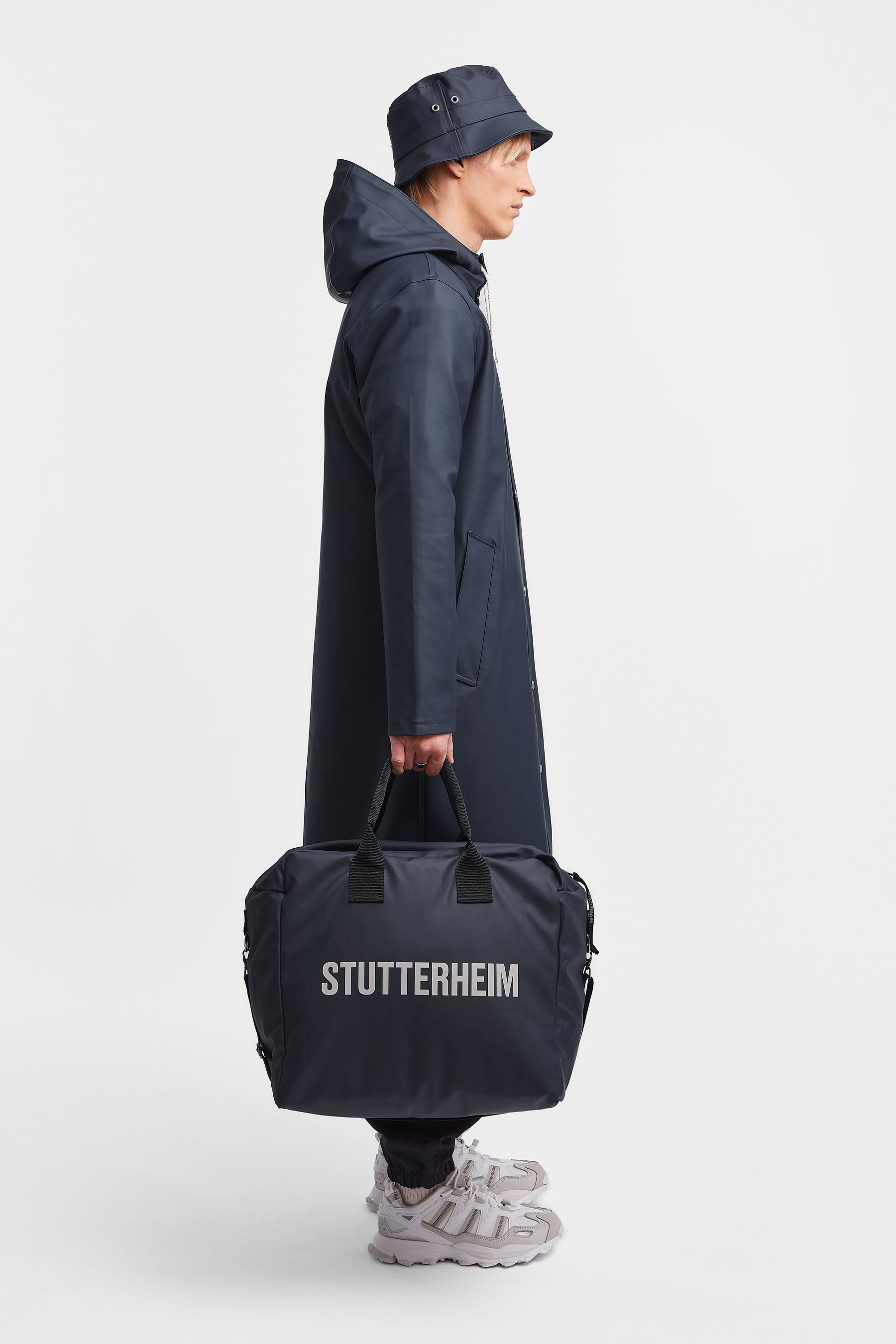 stutterheim stockholm long raincoat navy men jackets raincoats