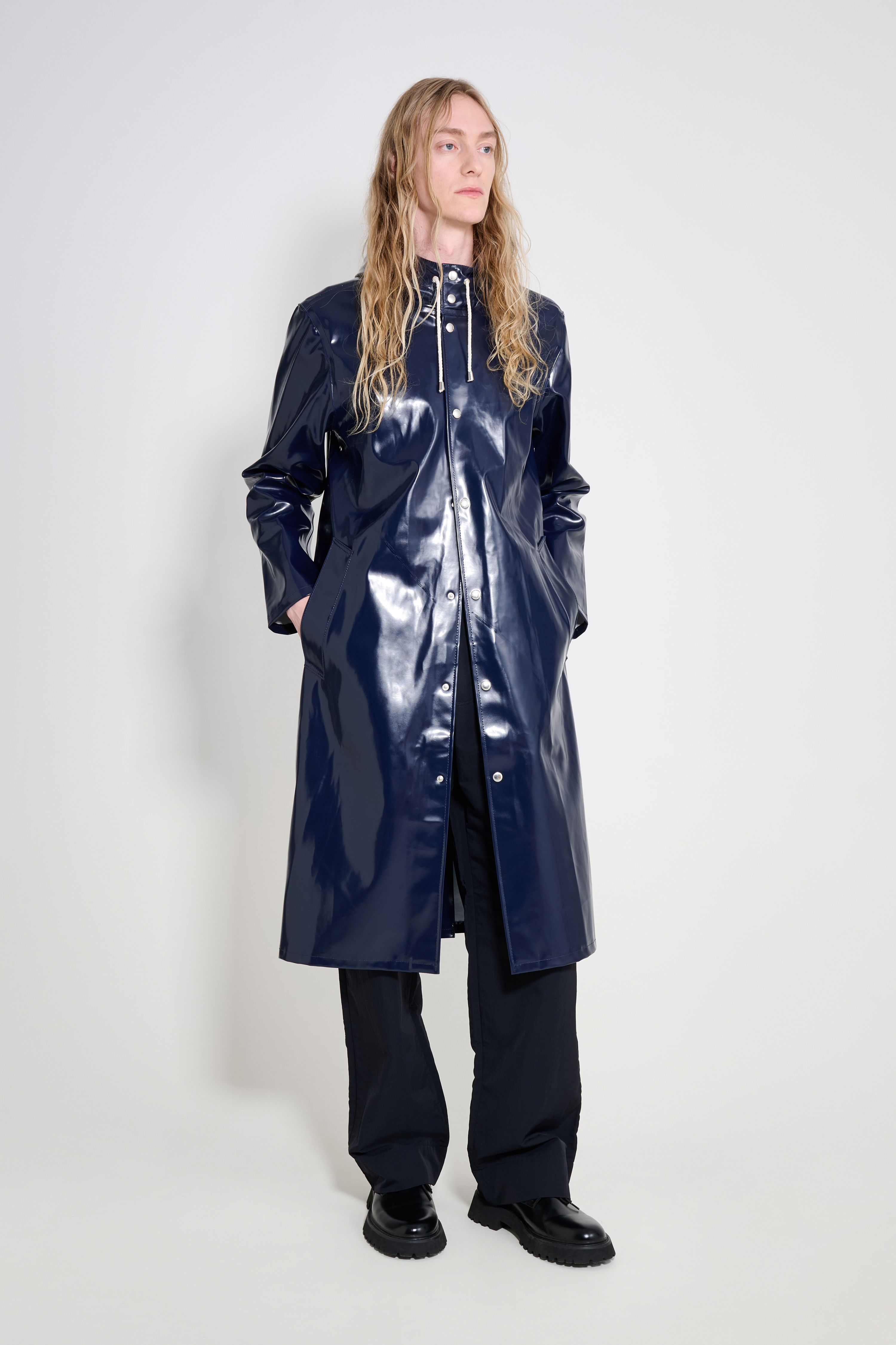 Stockholm Long Opal Raincoat Navy | STUTTERHEIM US