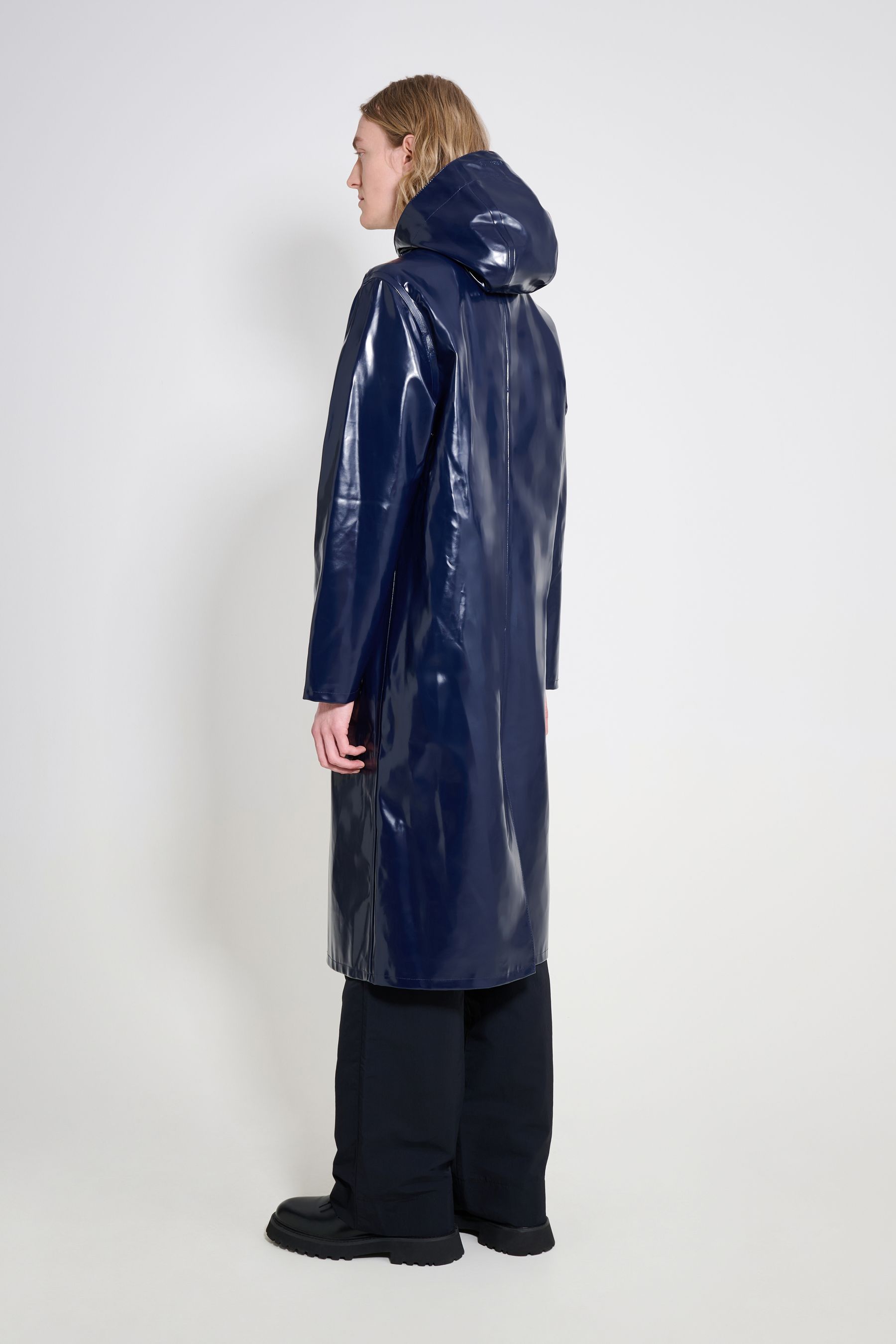 stutterheim stockholm long opal raincoat navy men jackets raincoats