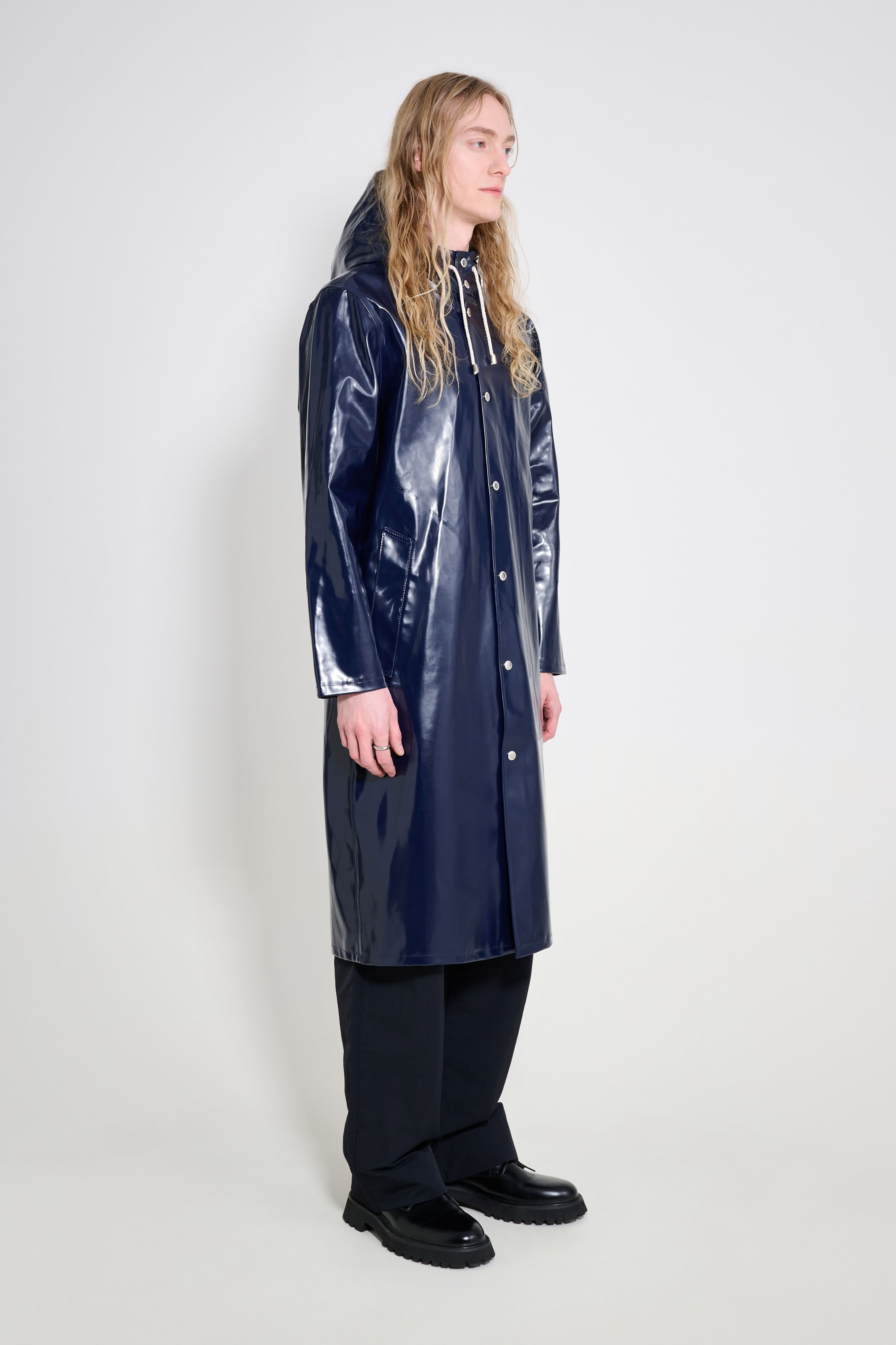Stone  ghost ロンt ダークネイビー Ｌサイズ Stutterheim