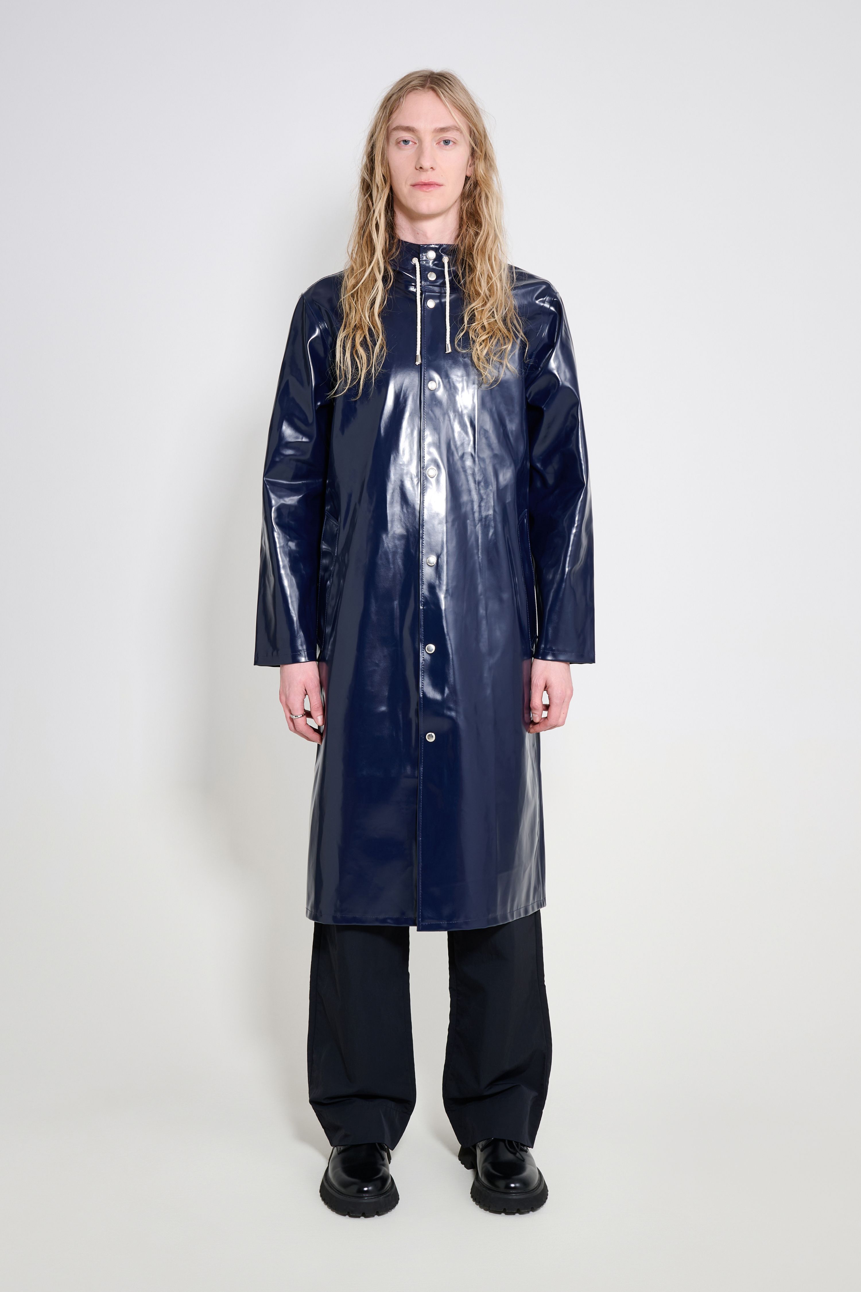 Stockholm Long Opal Raincoat Navy | STUTTERHEIM US