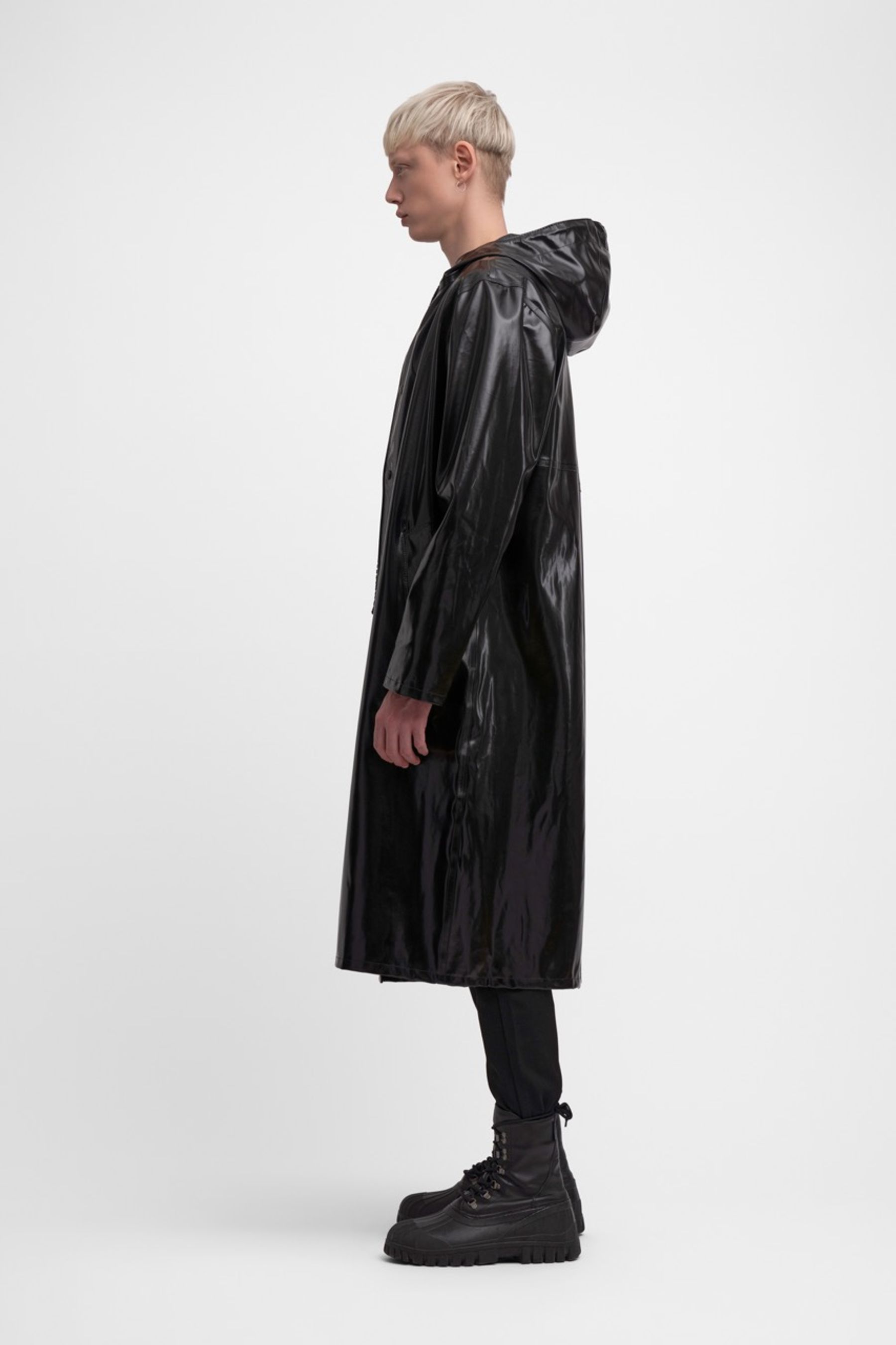 stutterheim stockholm long opal raincoat black men jackets raincoats