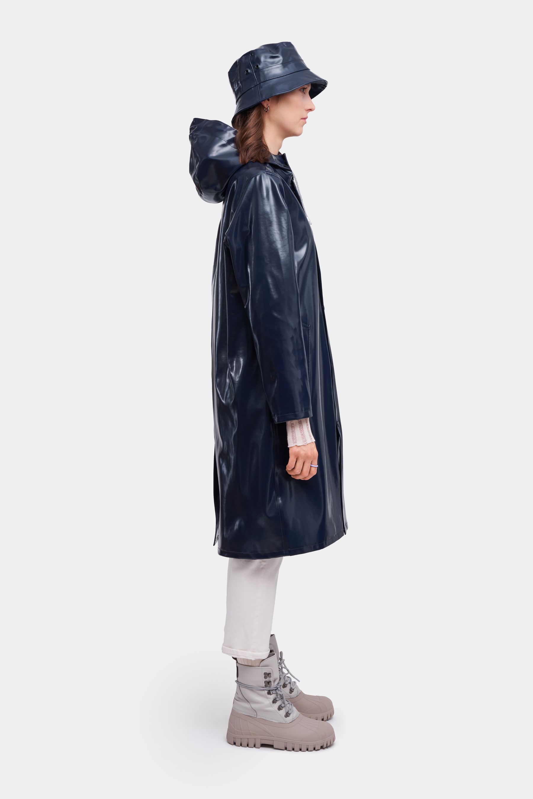 stutterheim stockholm long opal raincoat navy women jackets raincoats