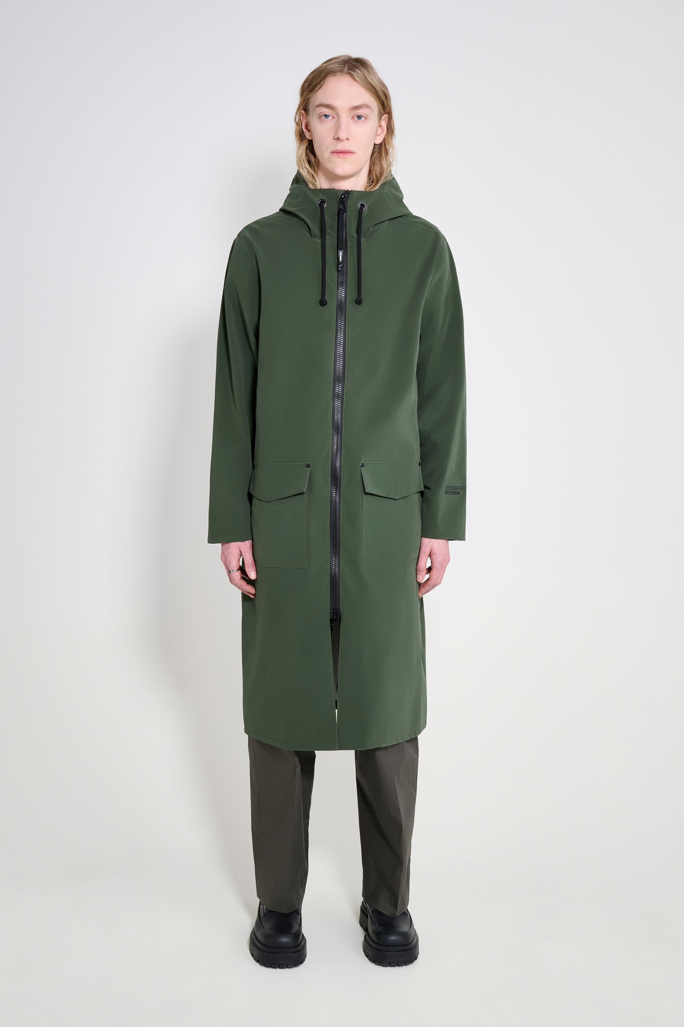 stutterheim stockholm long patch raincoat green men jackets long-raincoats