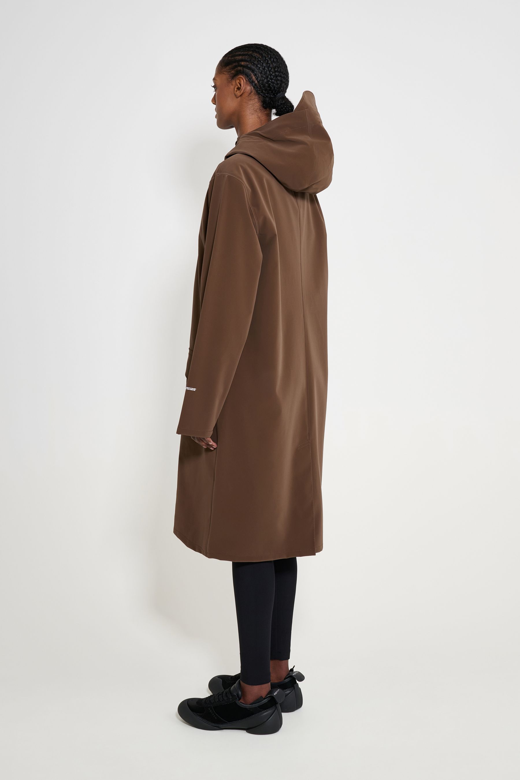 stutterheim stockholm long patch raincoat dark brown women jackets long-raincoats
