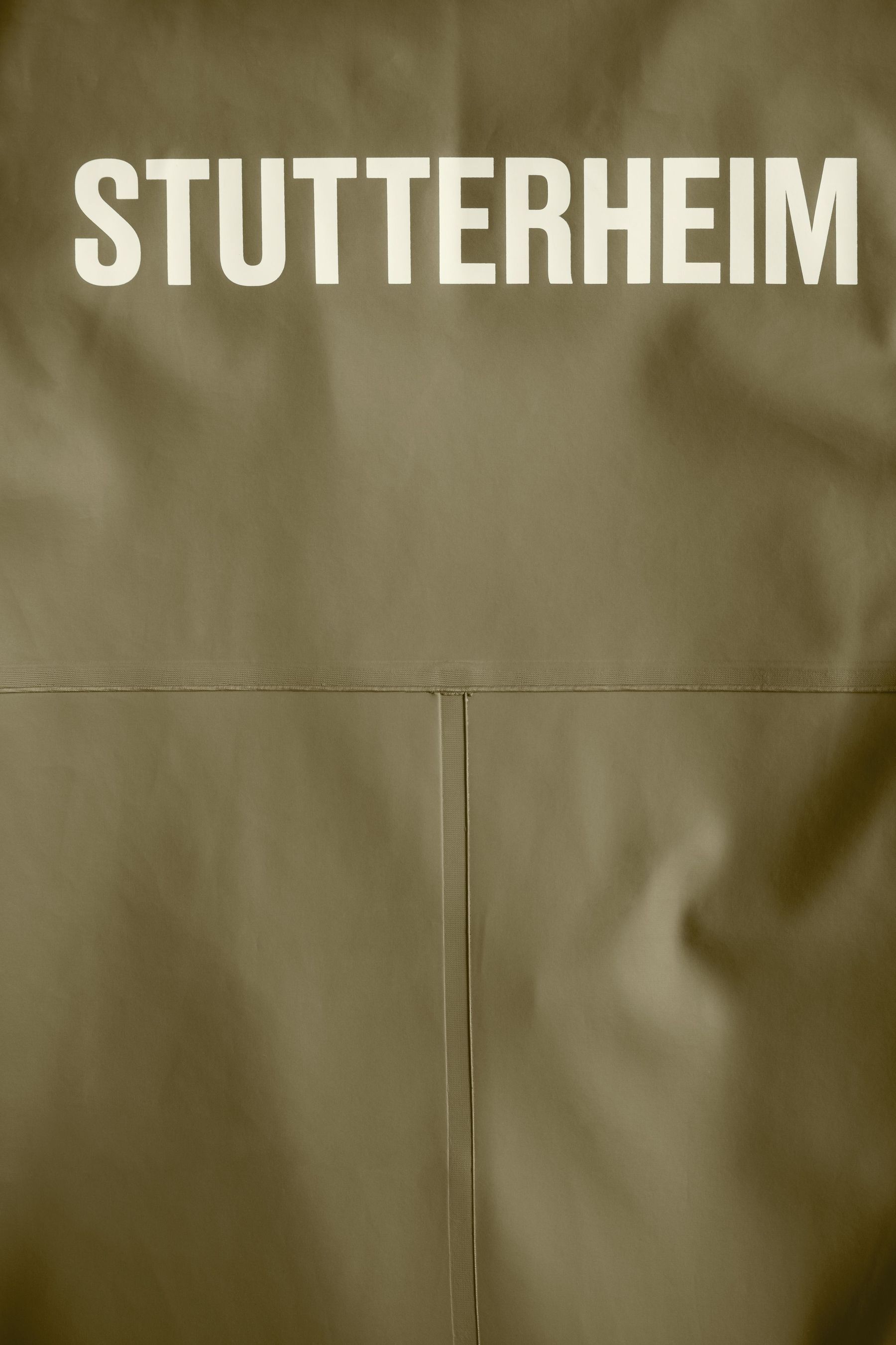 stutterheim stockholm long print raincoat aloe men jackets raincoats