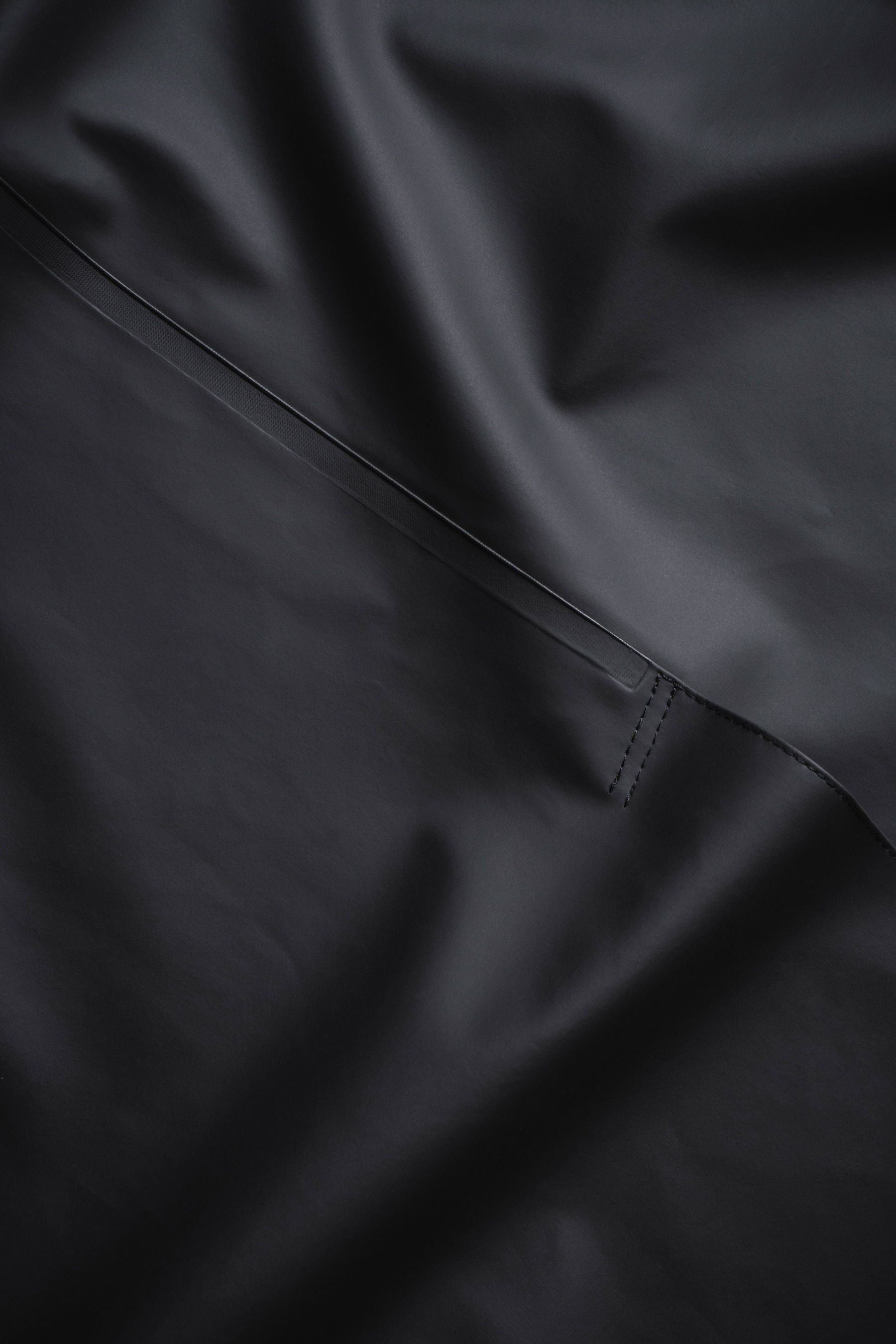 stutterheim stockholm long print raincoat black men jackets raincoats
