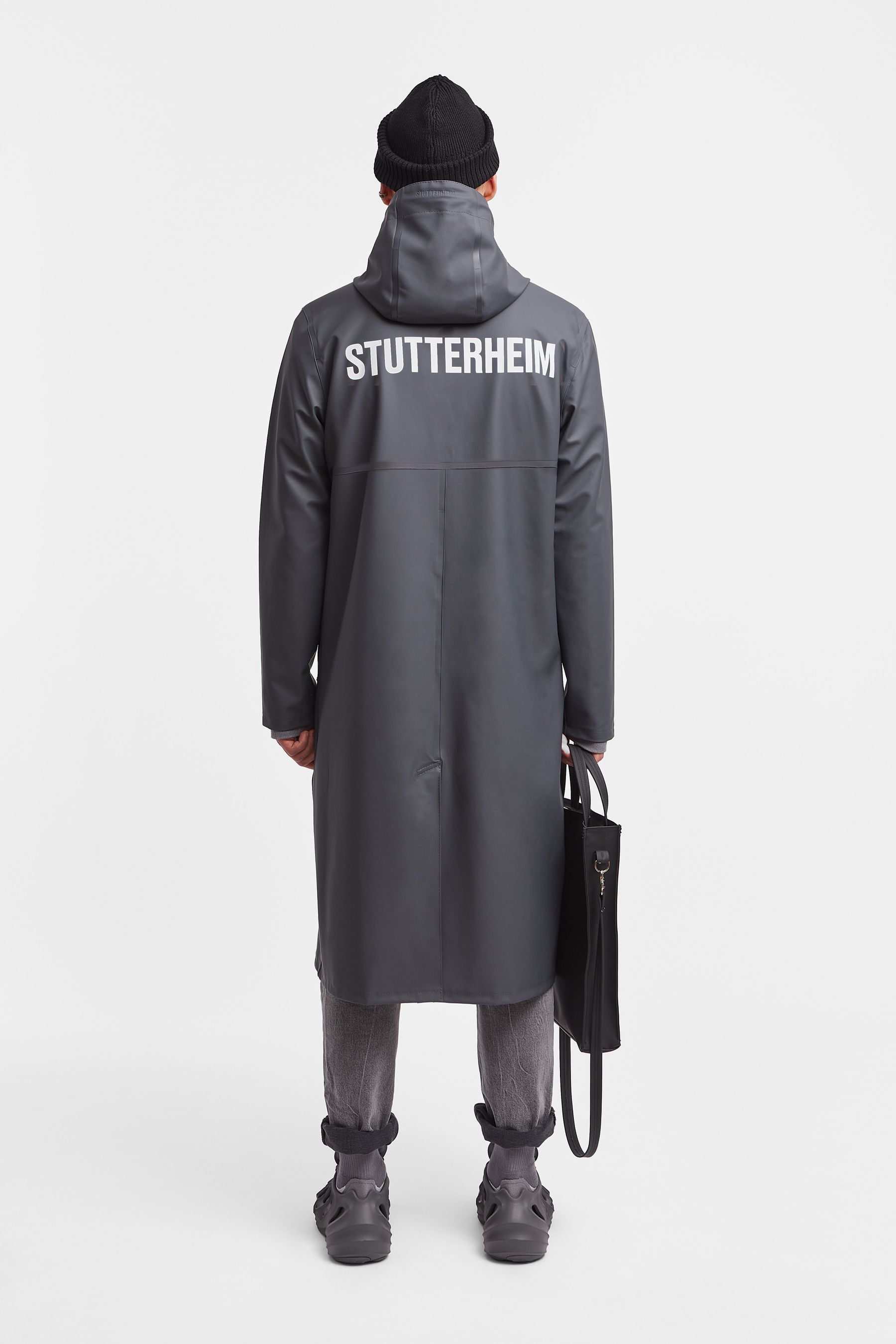 stutterheim stockholm long print raincoat charcoal men jackets