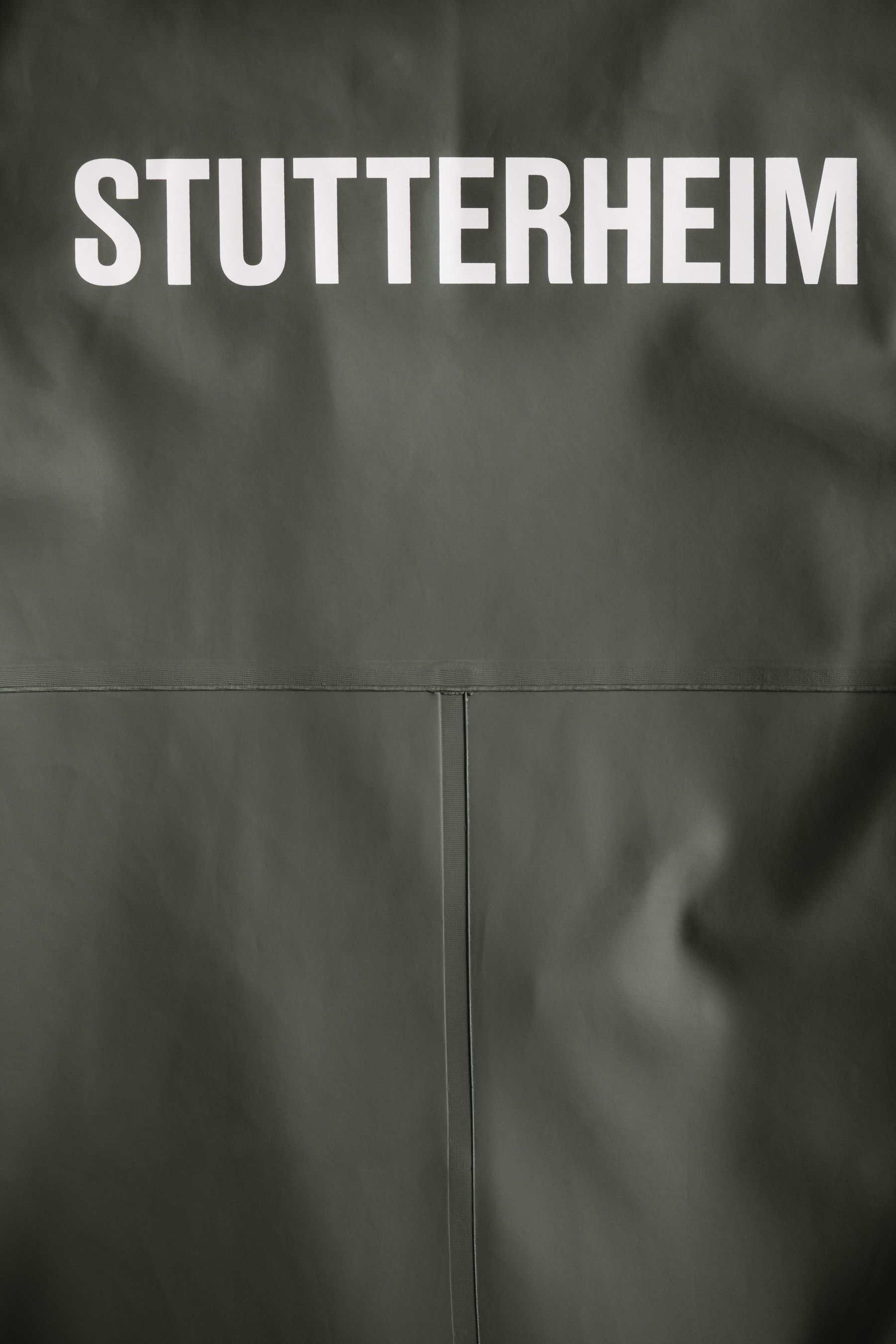 stutterheim stockholm long print raincoat green men jackets raincoats