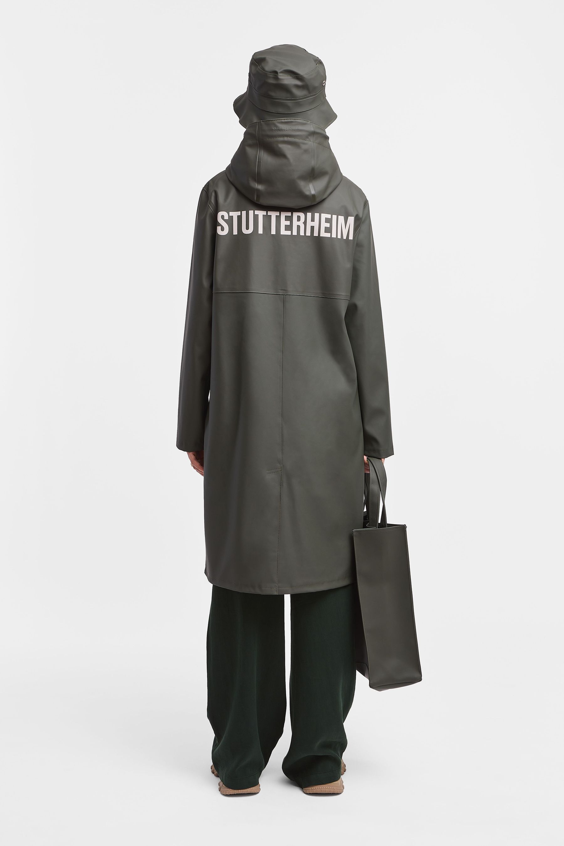 stutterheim stockholm long print raincoat green men jackets raincoats