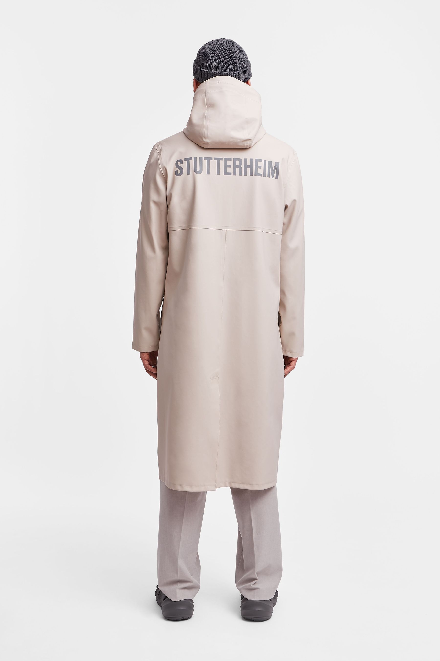 stutterheim stockholm long print raincoat light sand men jackets raincoats