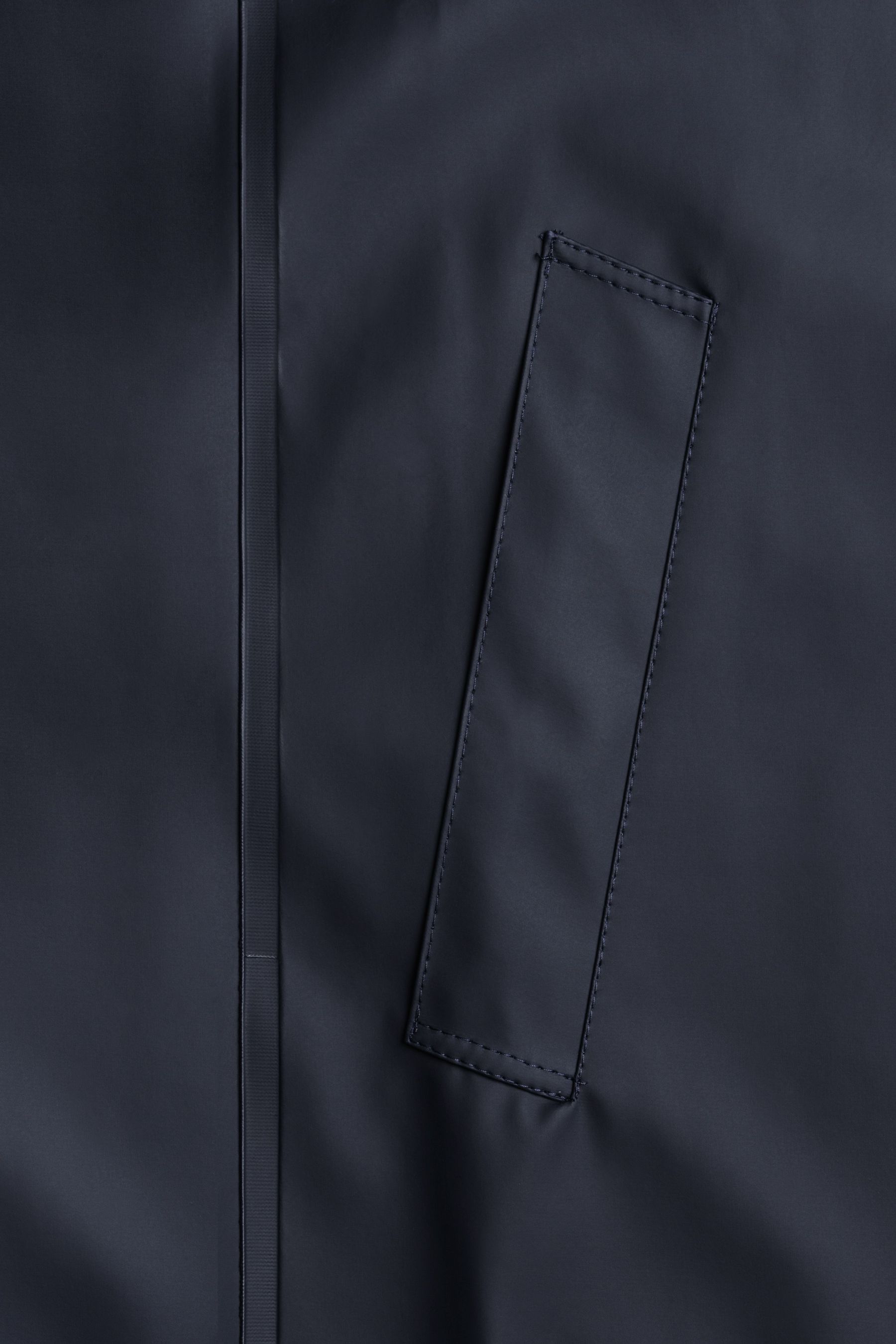 stutterheim stockholm long print raincoat navy men jackets raincoats