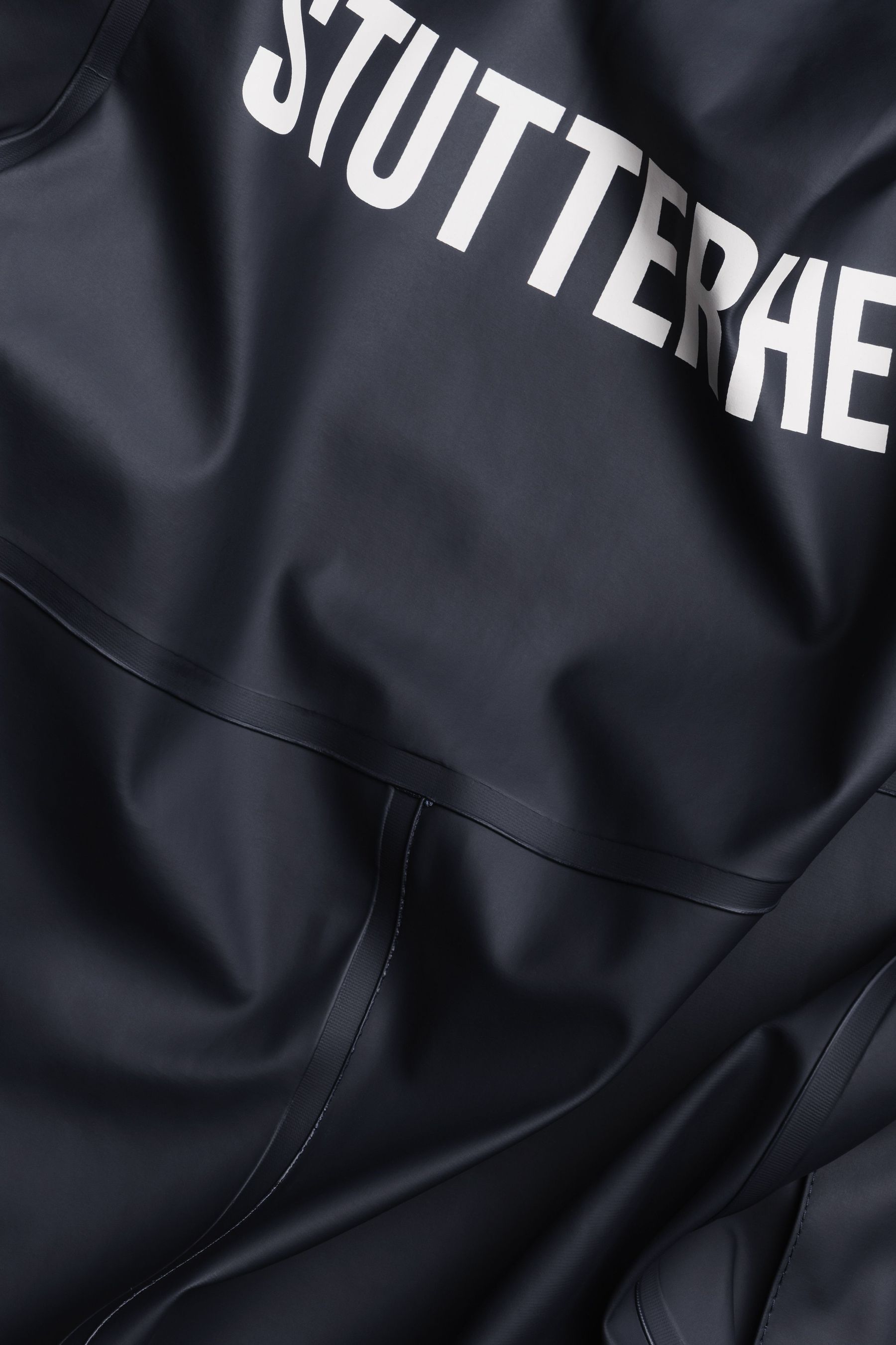 stutterheim stockholm long print raincoat navy men jackets raincoats
