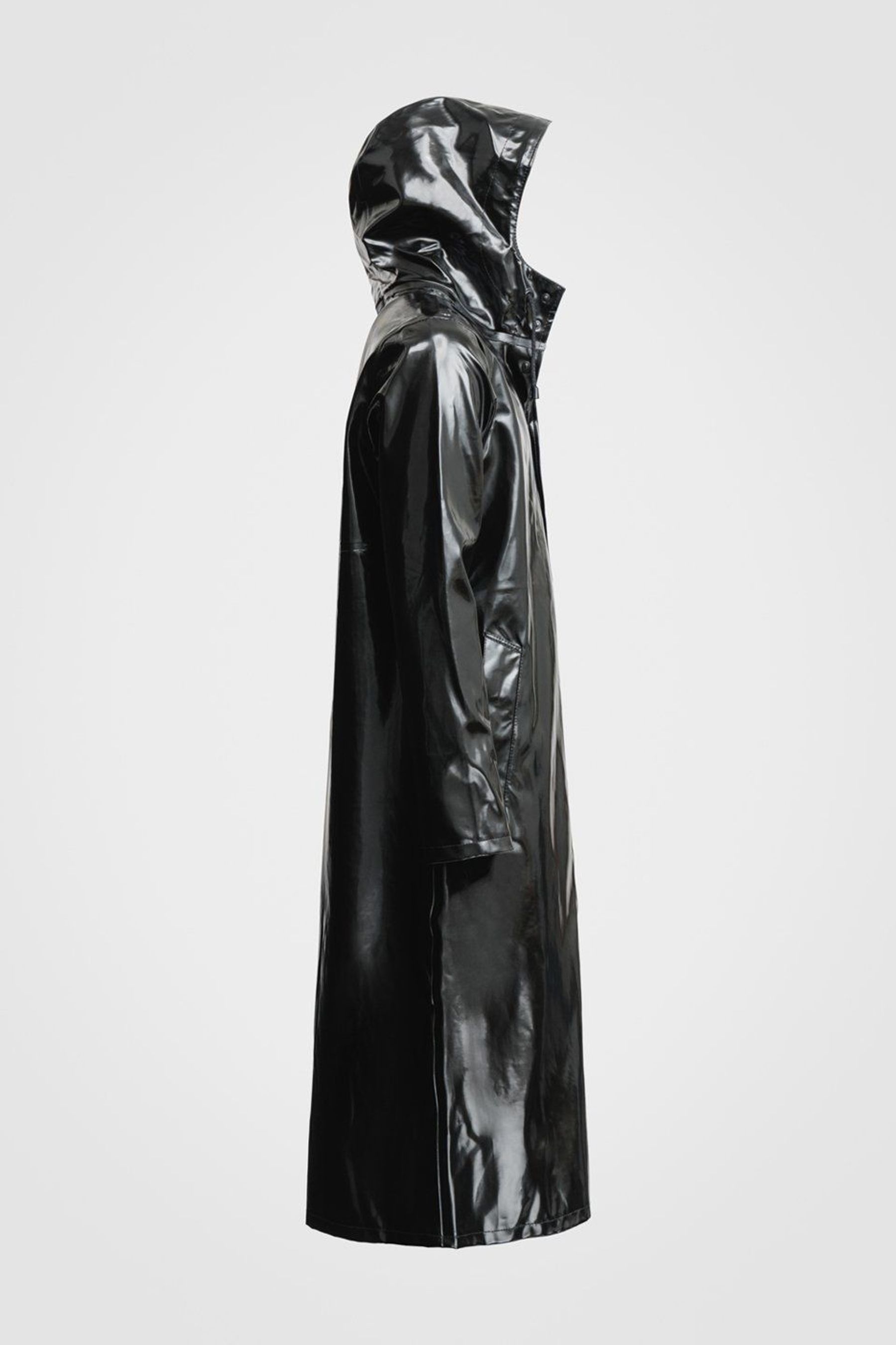 stutterheim stockholm long print opal raincoat black men jackets raincoats
