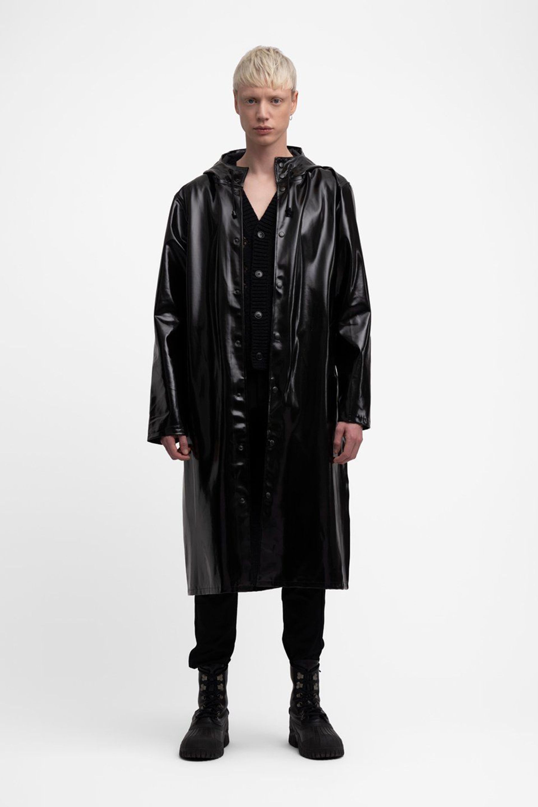 stutterheim stockholm long print opal raincoat black men jackets raincoats