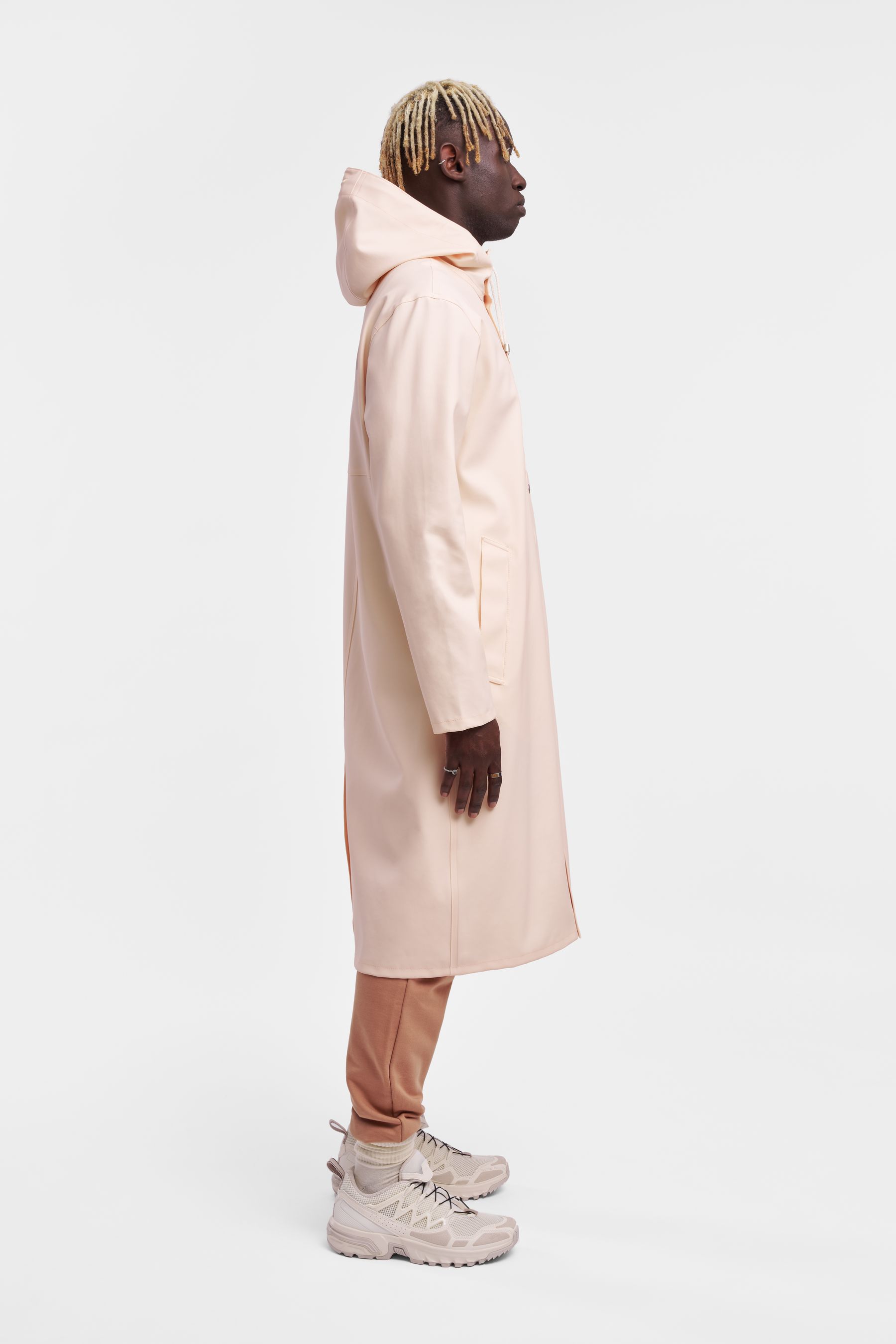 stutterheim stockholm long print raincoat peach men jackets raincoats