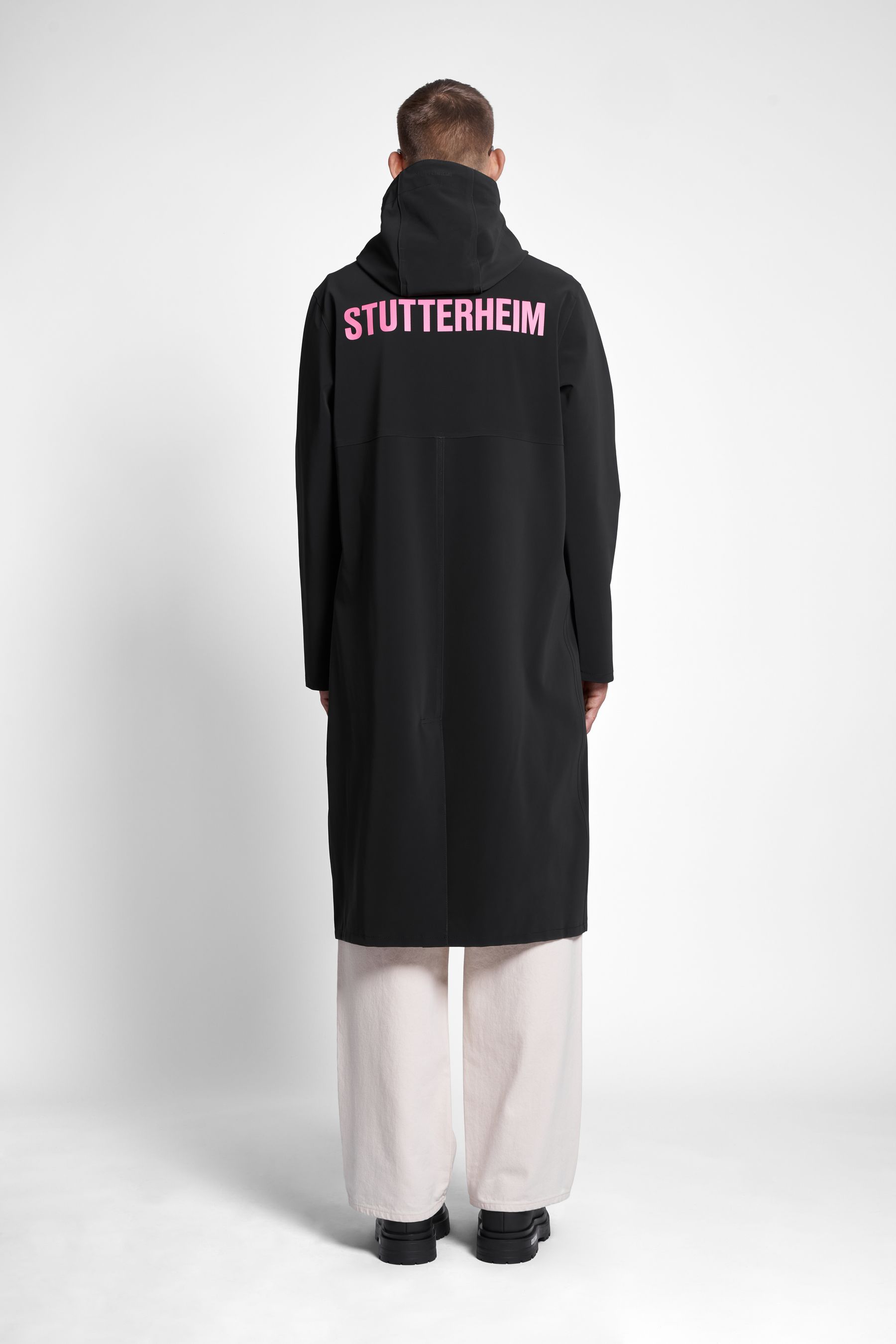 stutterheim stockholm long matte print raincoat black men jackets raincoats