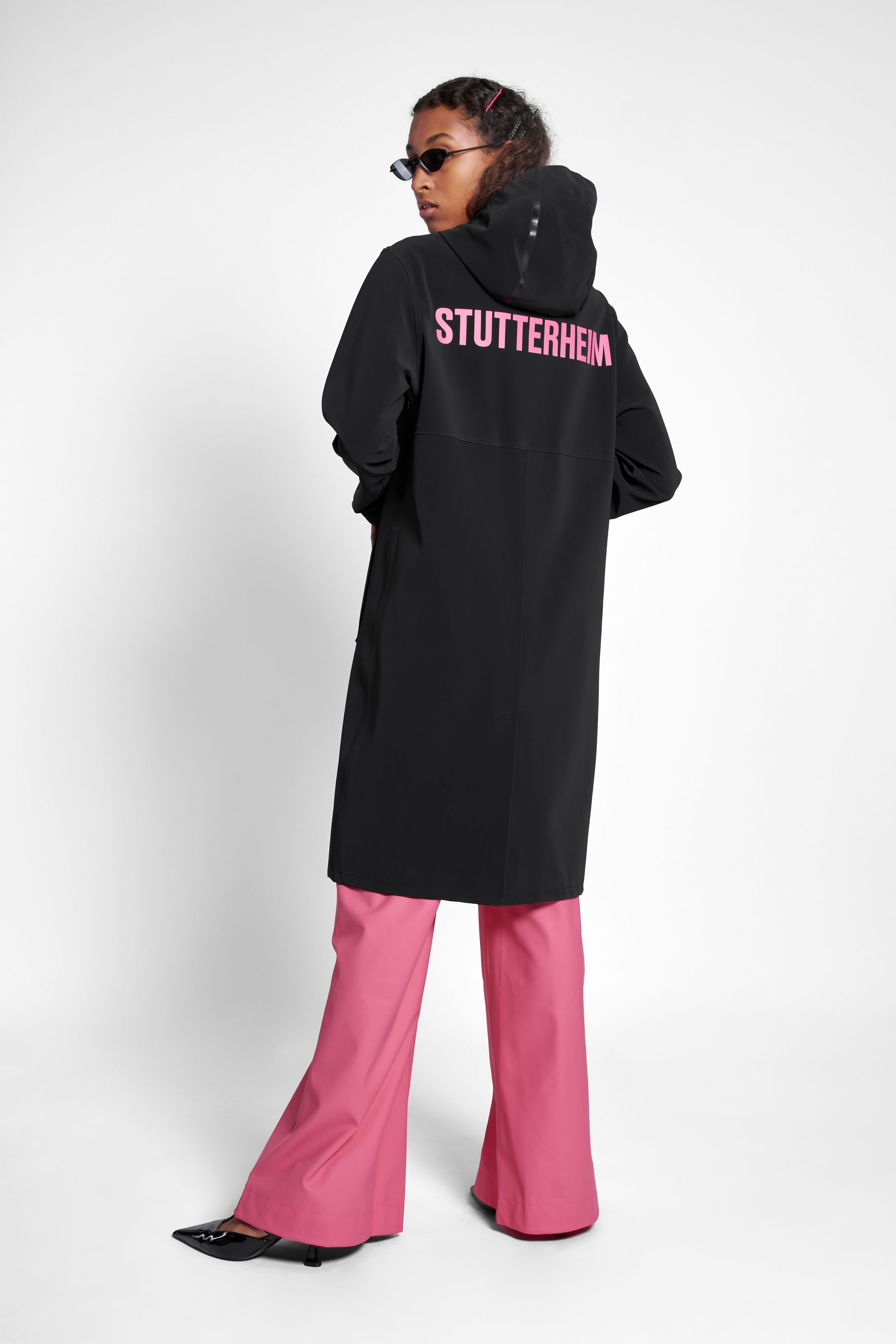 stutterheim stockholm long matte print raincoat black men jackets raincoats