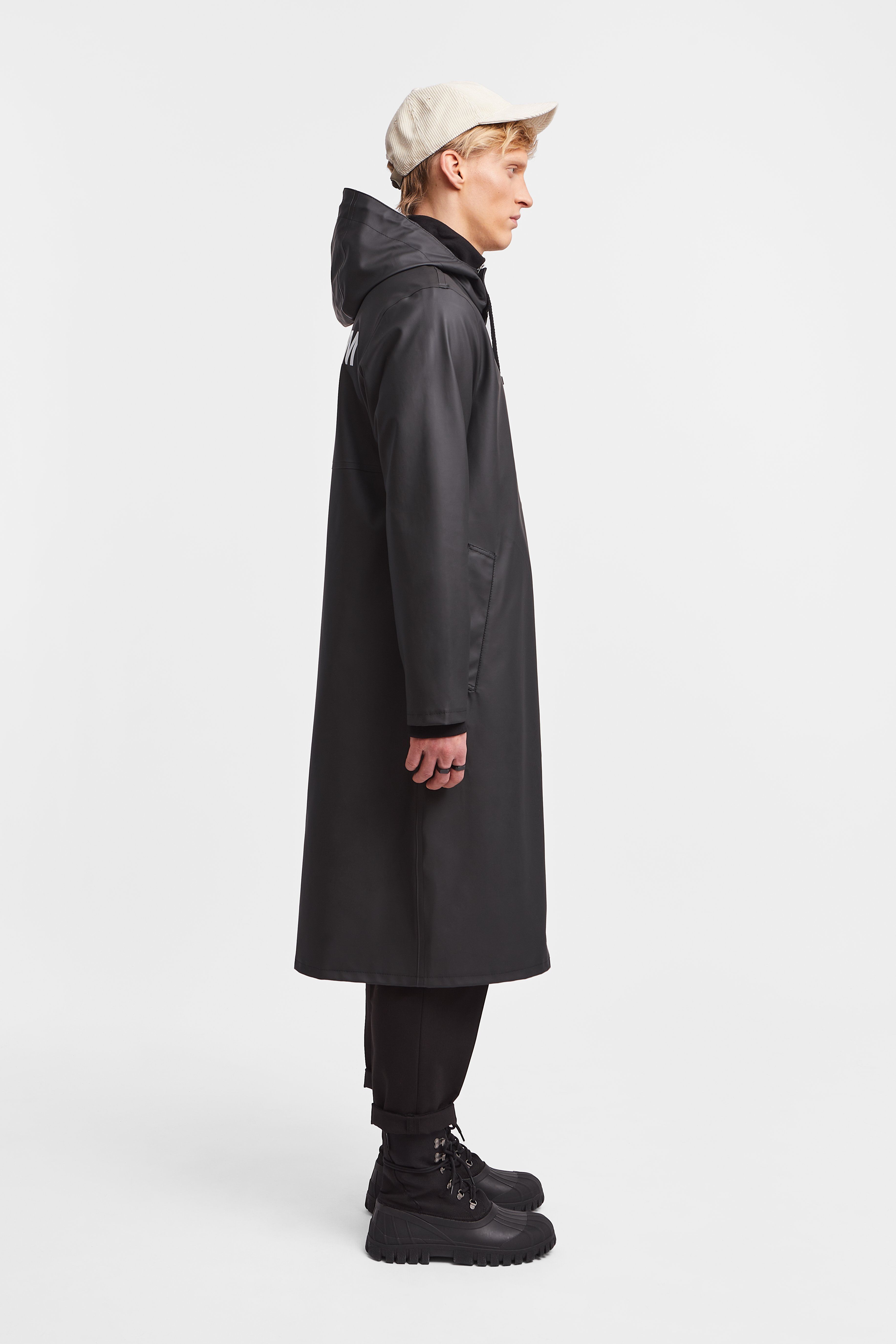 Stutterheim raincoat canada 2025