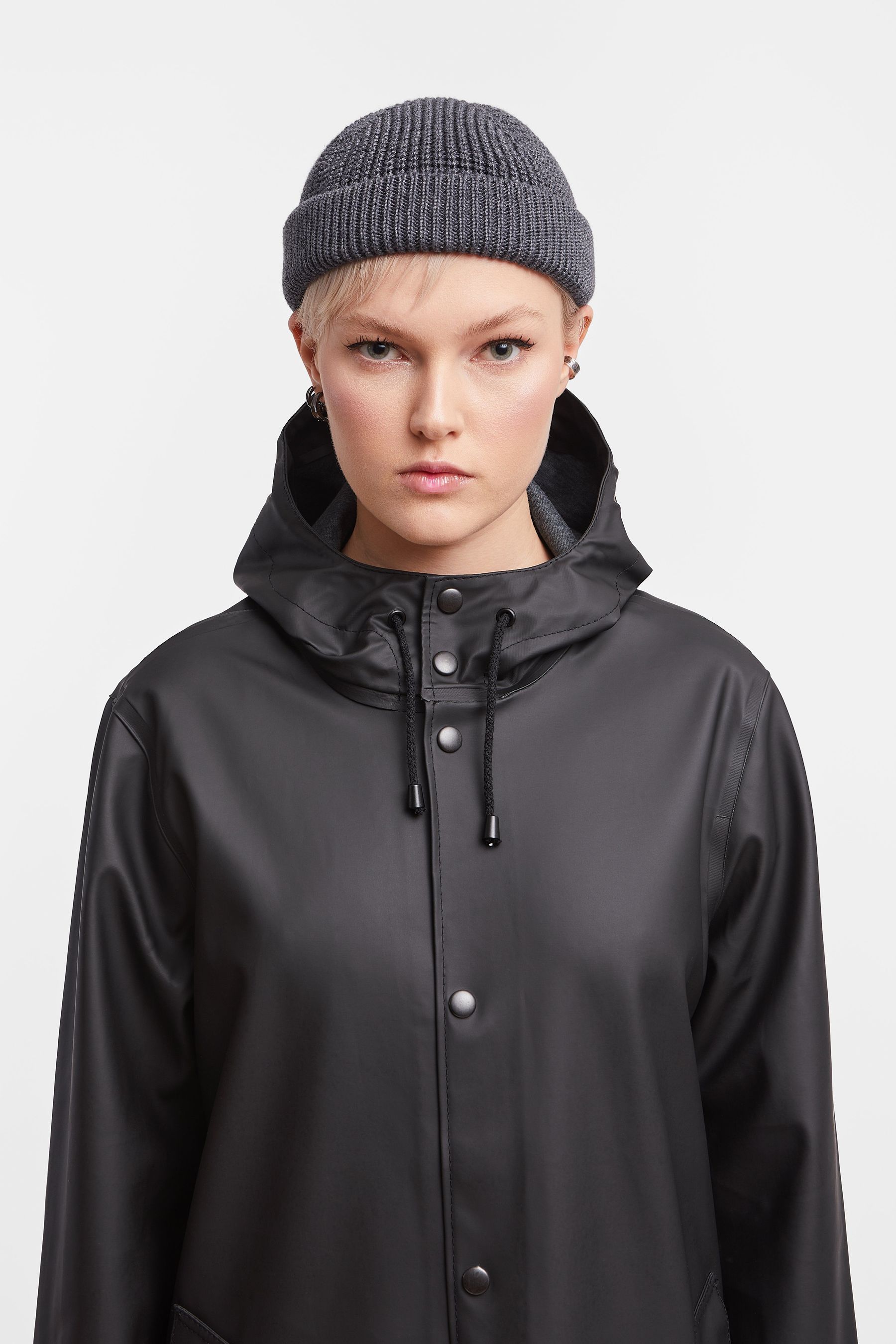 stutterheim stockholm long print raincoat black women jackets raincoats