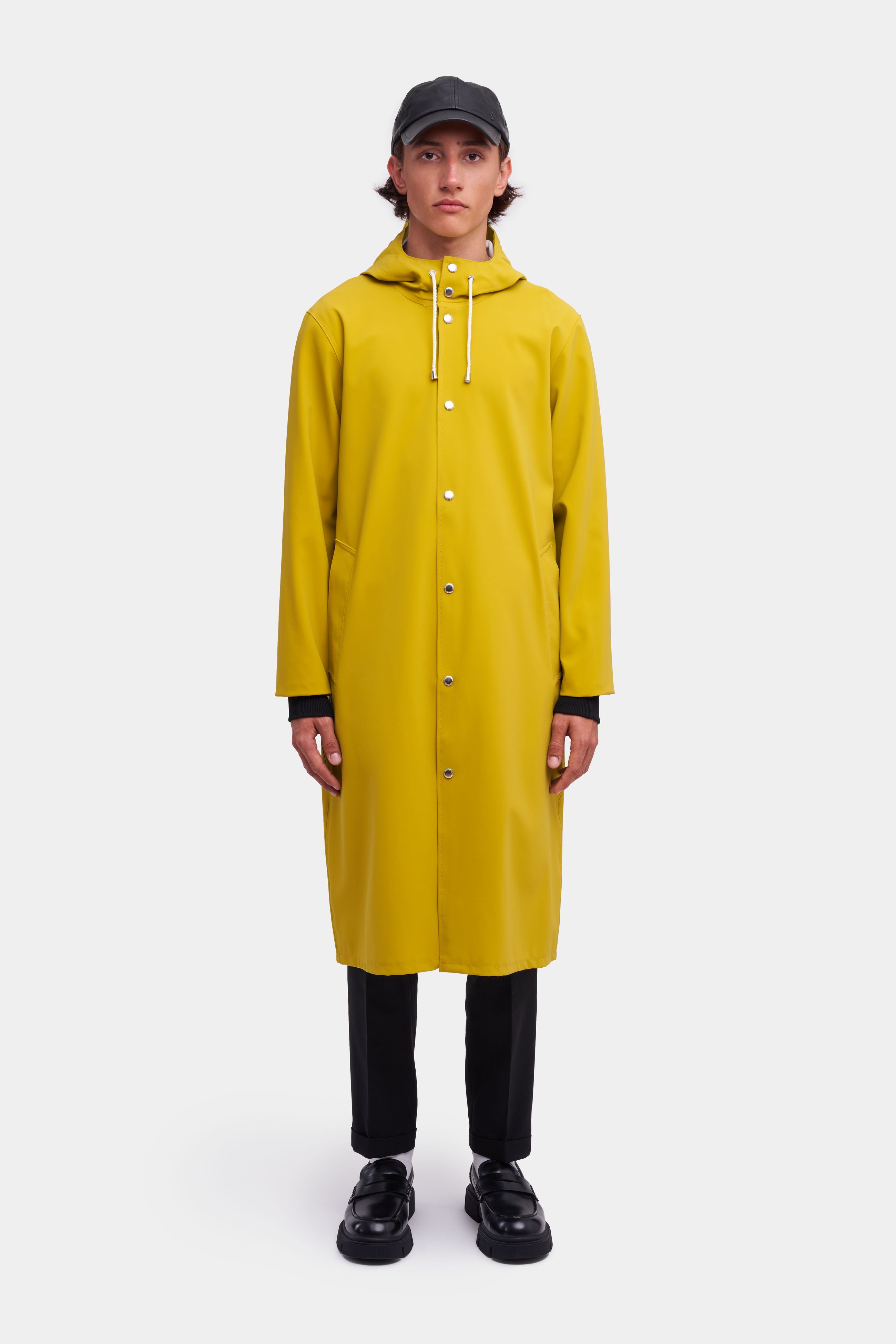 stutterheim stockholm long matte raincoat gold aw23