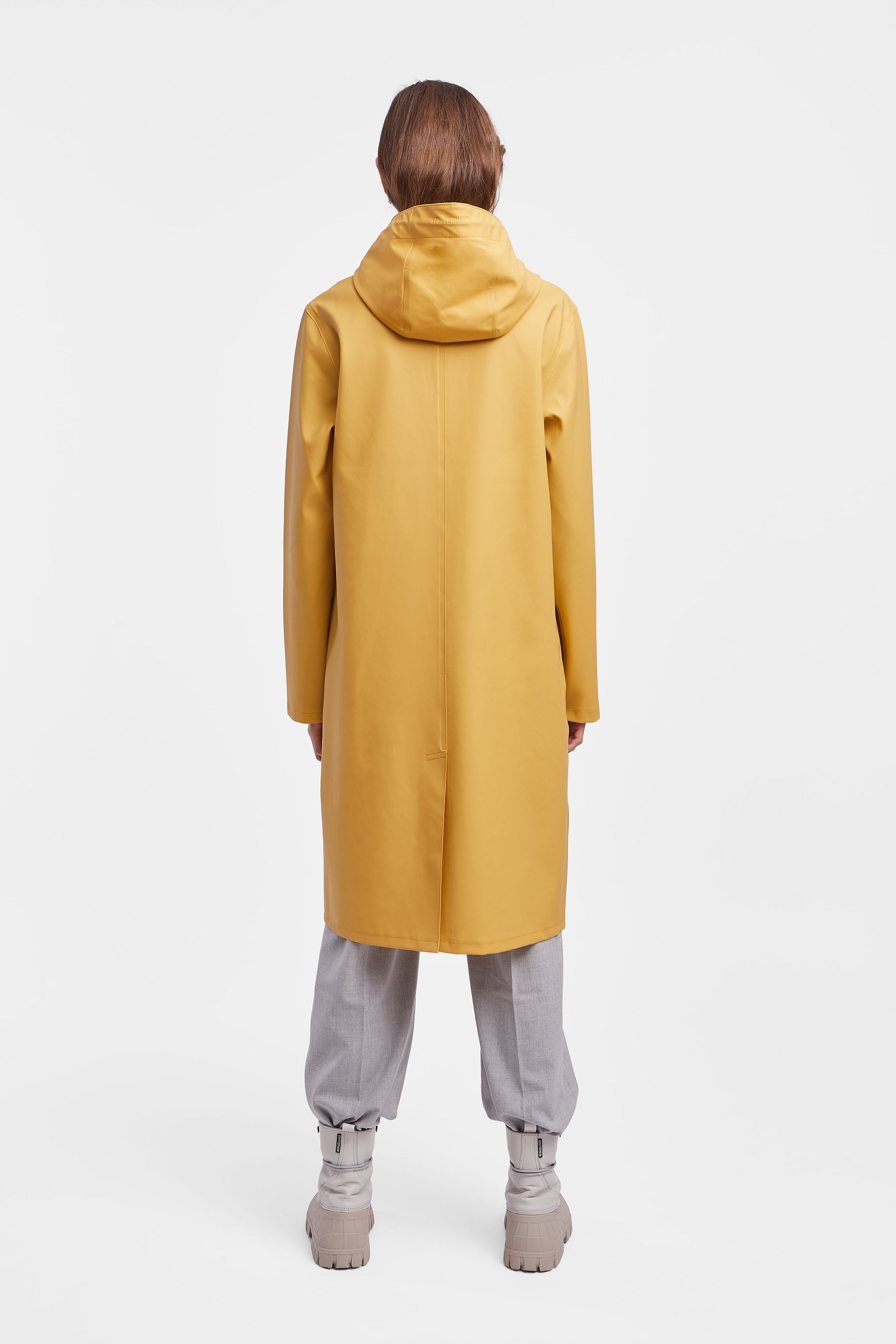 stutterheim stockholm long raincoat chai women jackets raincoats