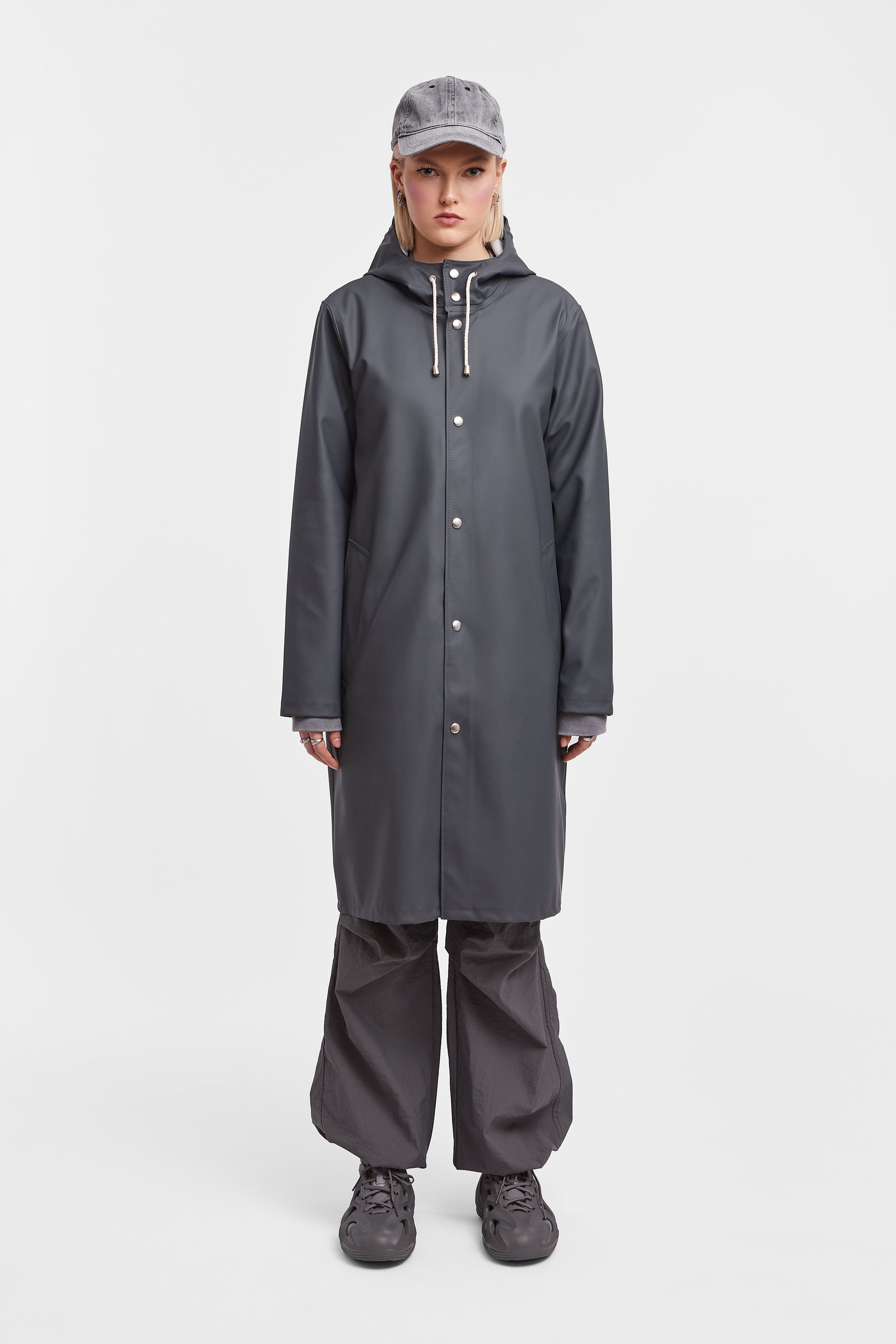 stutterheim stockholm long raincoat charcoal women jackets raincoats