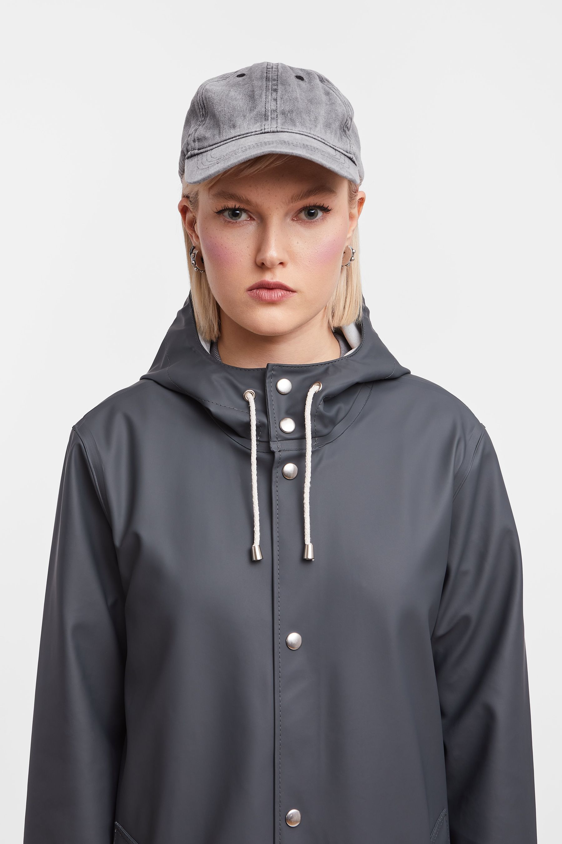 stutterheim stockholm long raincoat charcoal women jackets raincoats