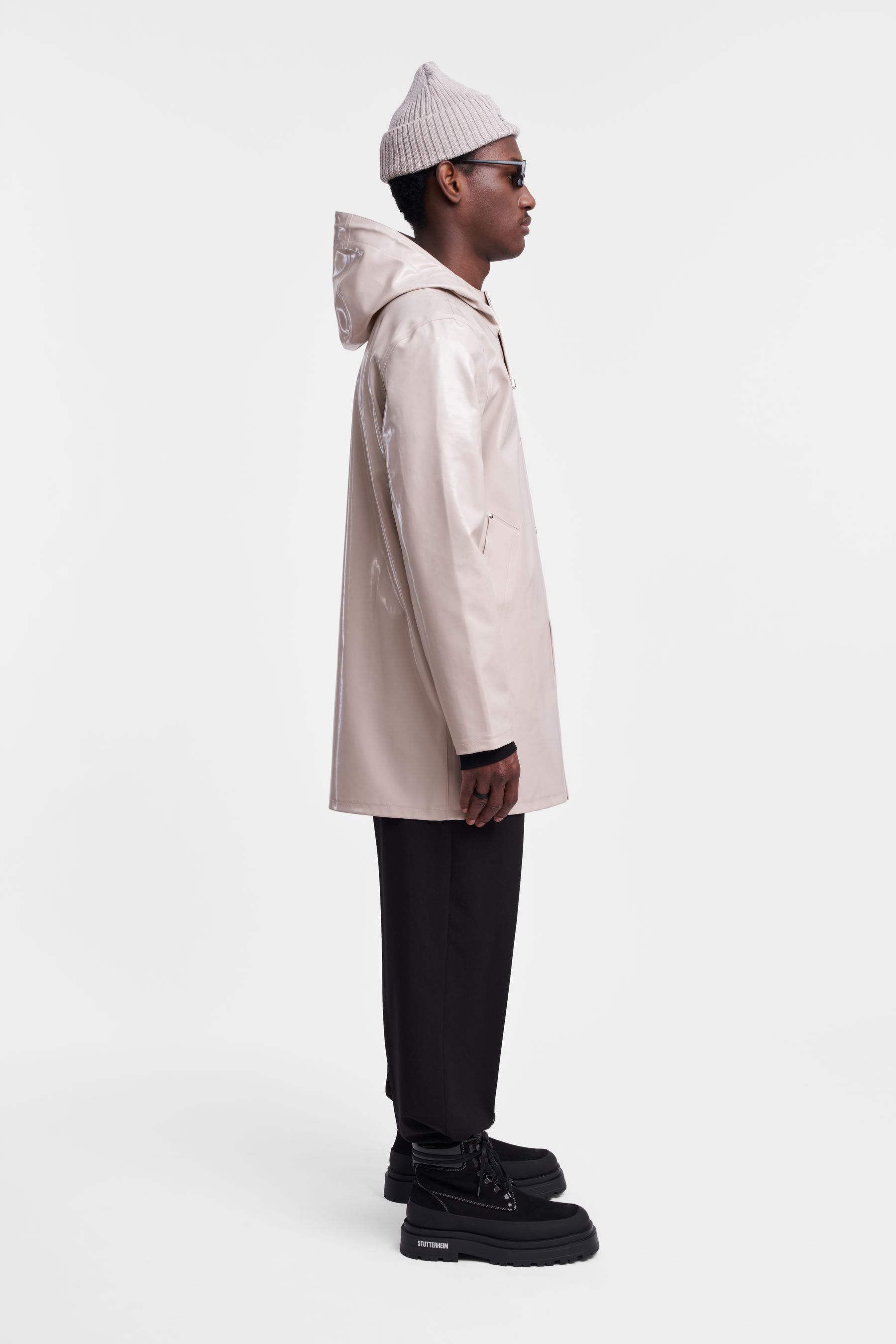 stutterheim stockholm opal raincoat light sand men jackets raincoats